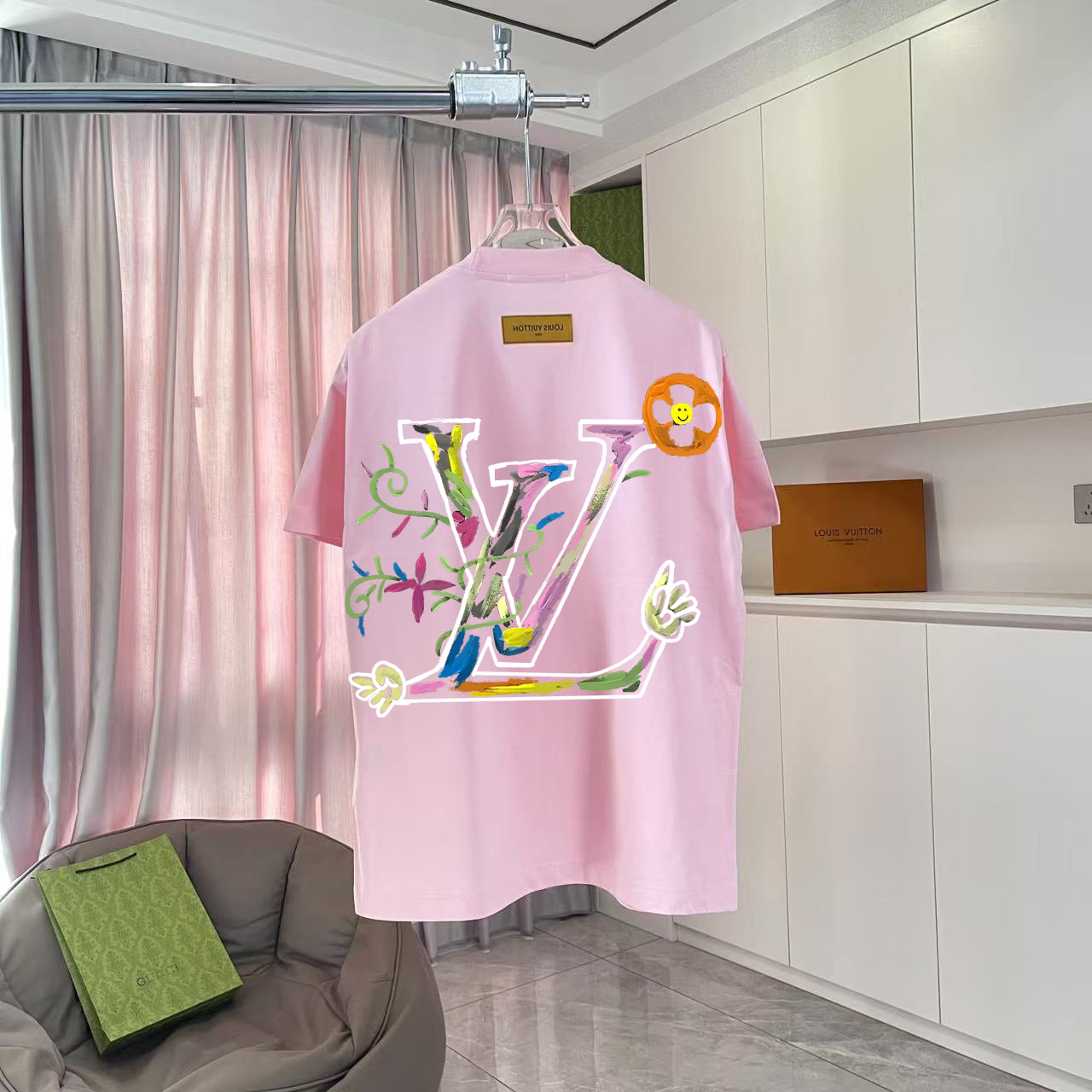 LuxluxHouse Best Quality Clothes T-shirt Louis Vuitton