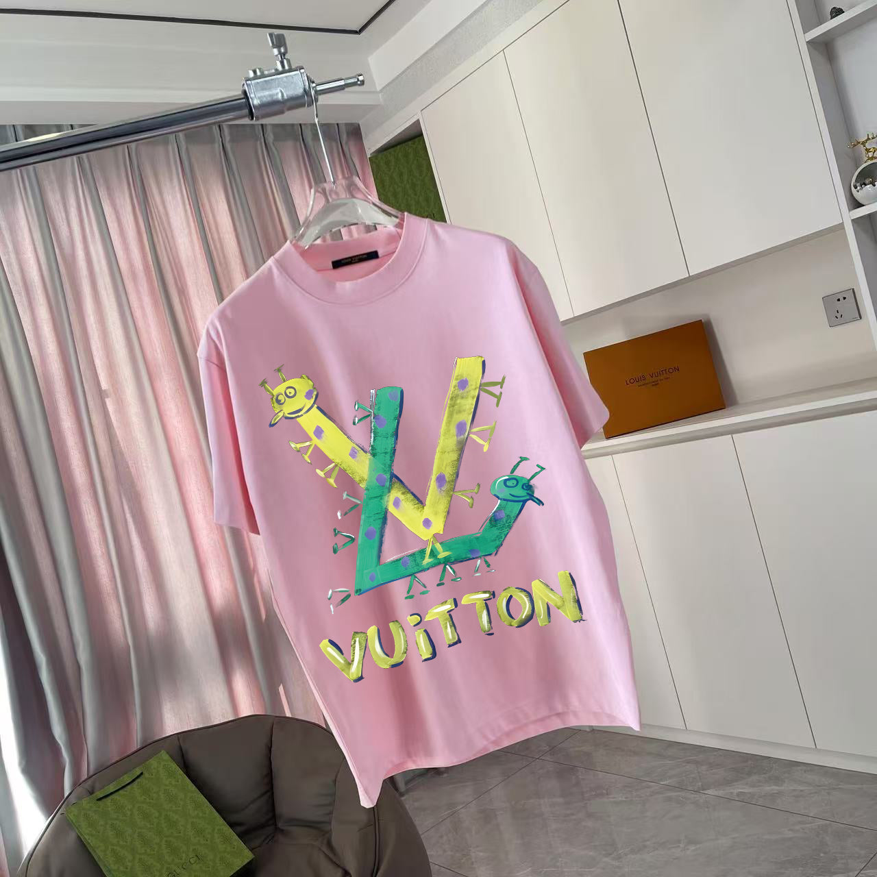 LuxluxHouse Best Quality Clothes T-shirt Louis Vuitton