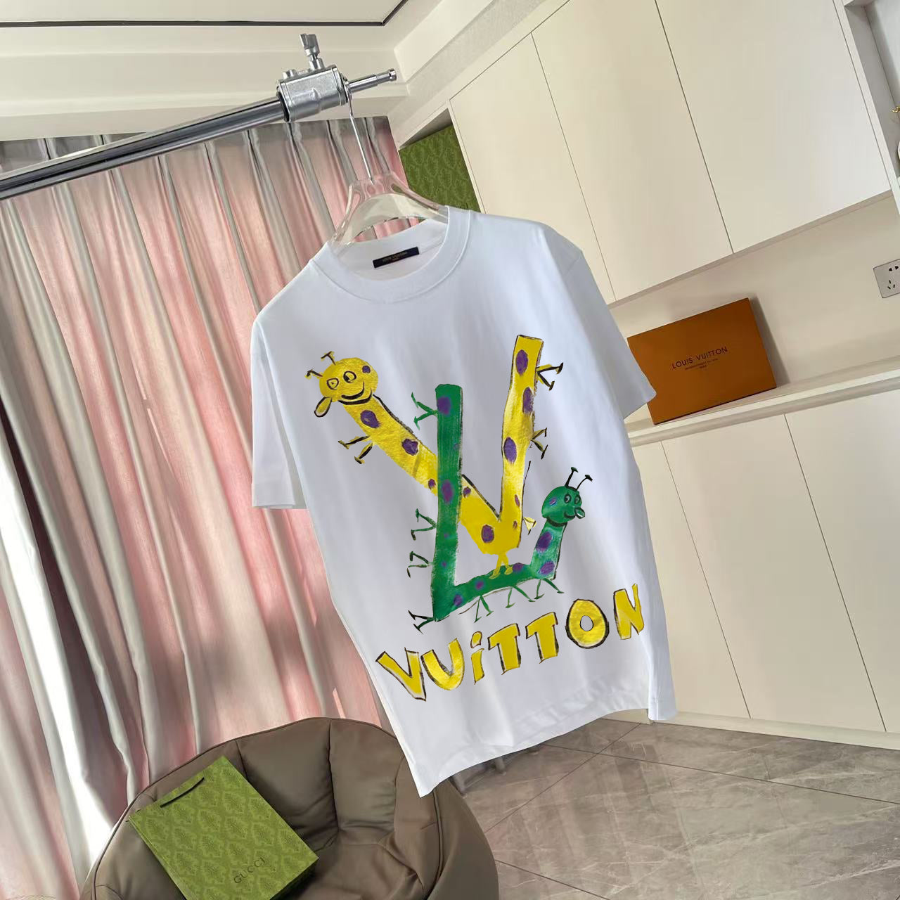 LuxluxHouse Best Quality Clothes T-shirt Louis Vuitton