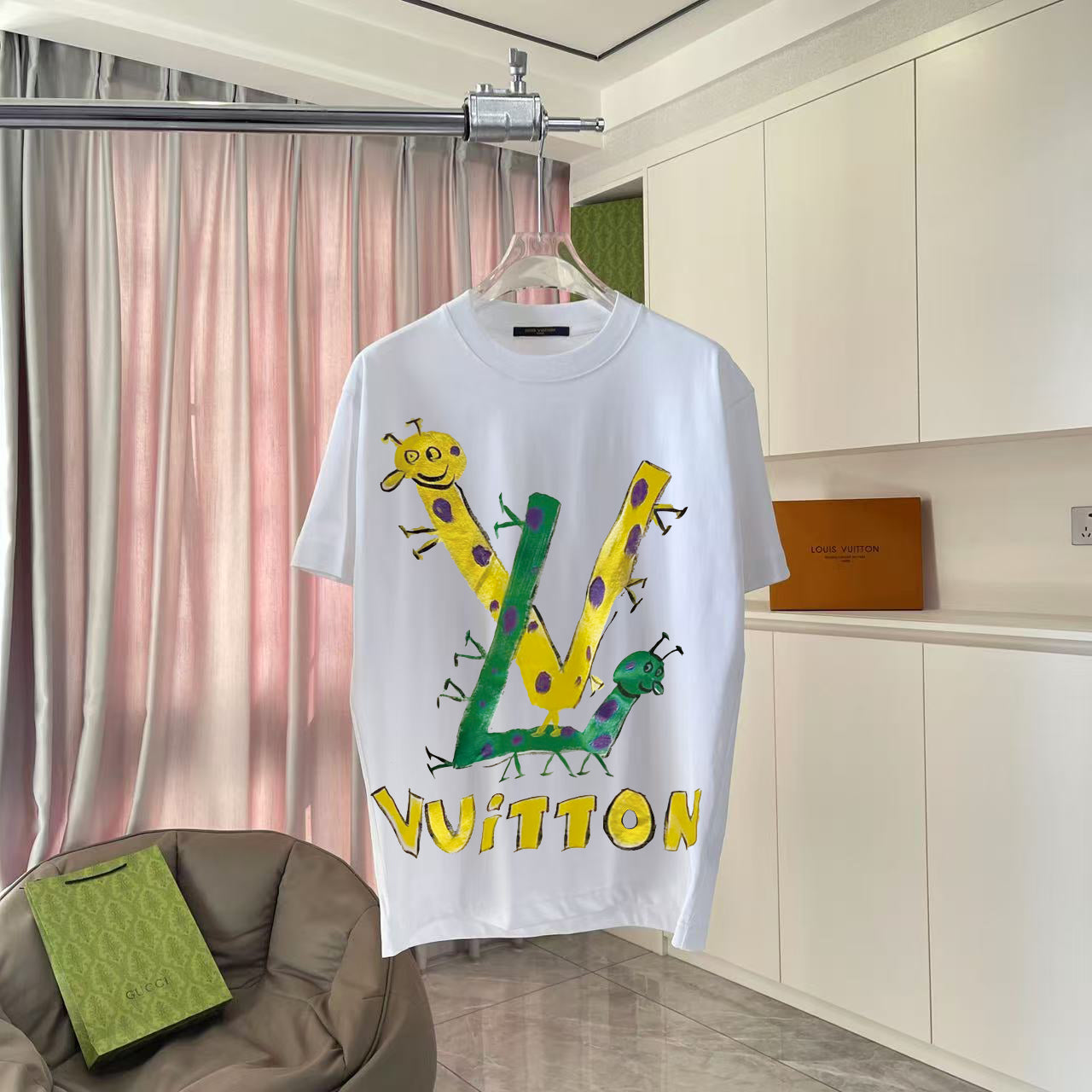 LuxluxHouse Best Quality Clothes T-shirt Louis Vuitton