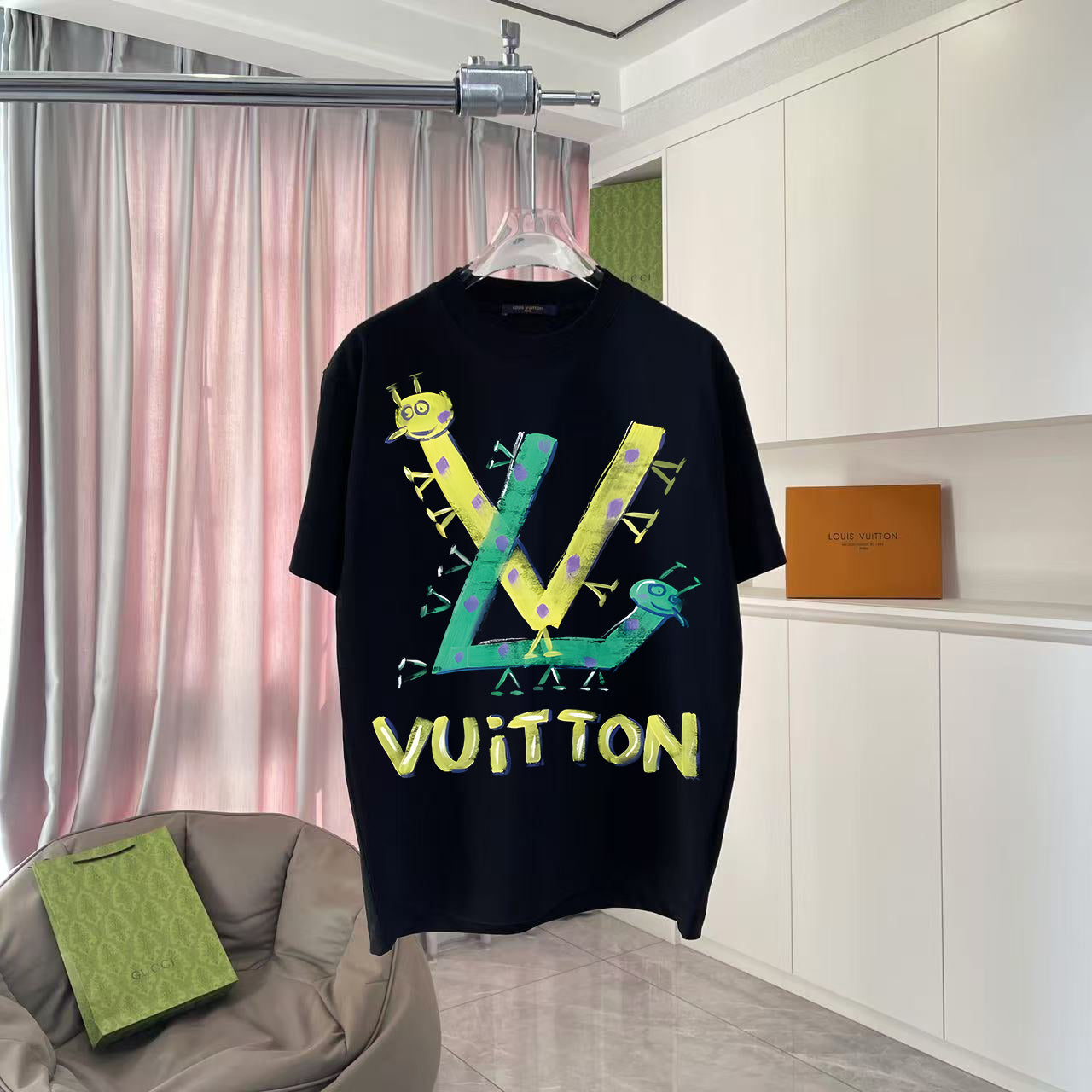 LuxluxHouse Best Quality Clothes T-shirt Louis Vuitton