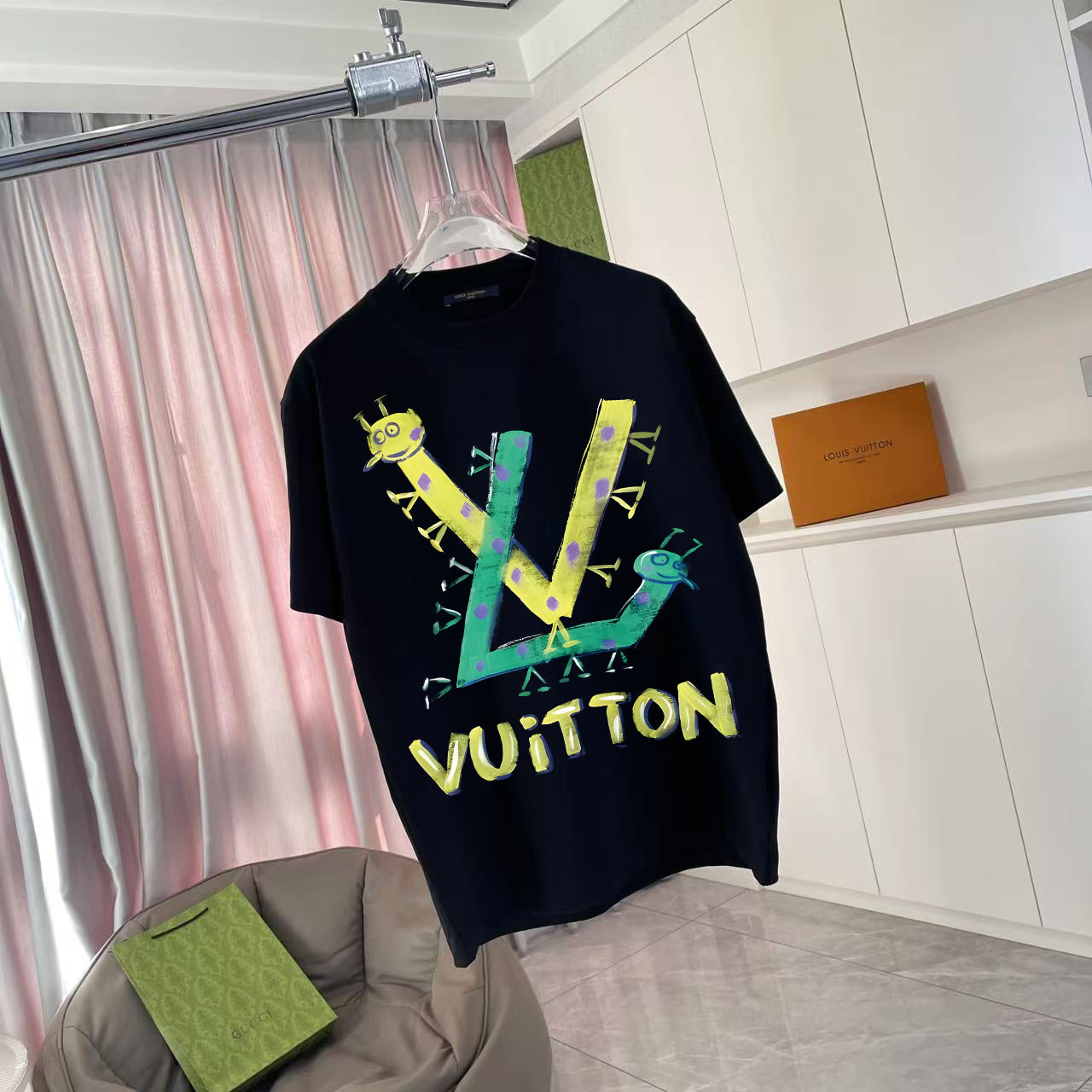 LuxluxHouse Best Quality Clothes T-shirt Louis Vuitton