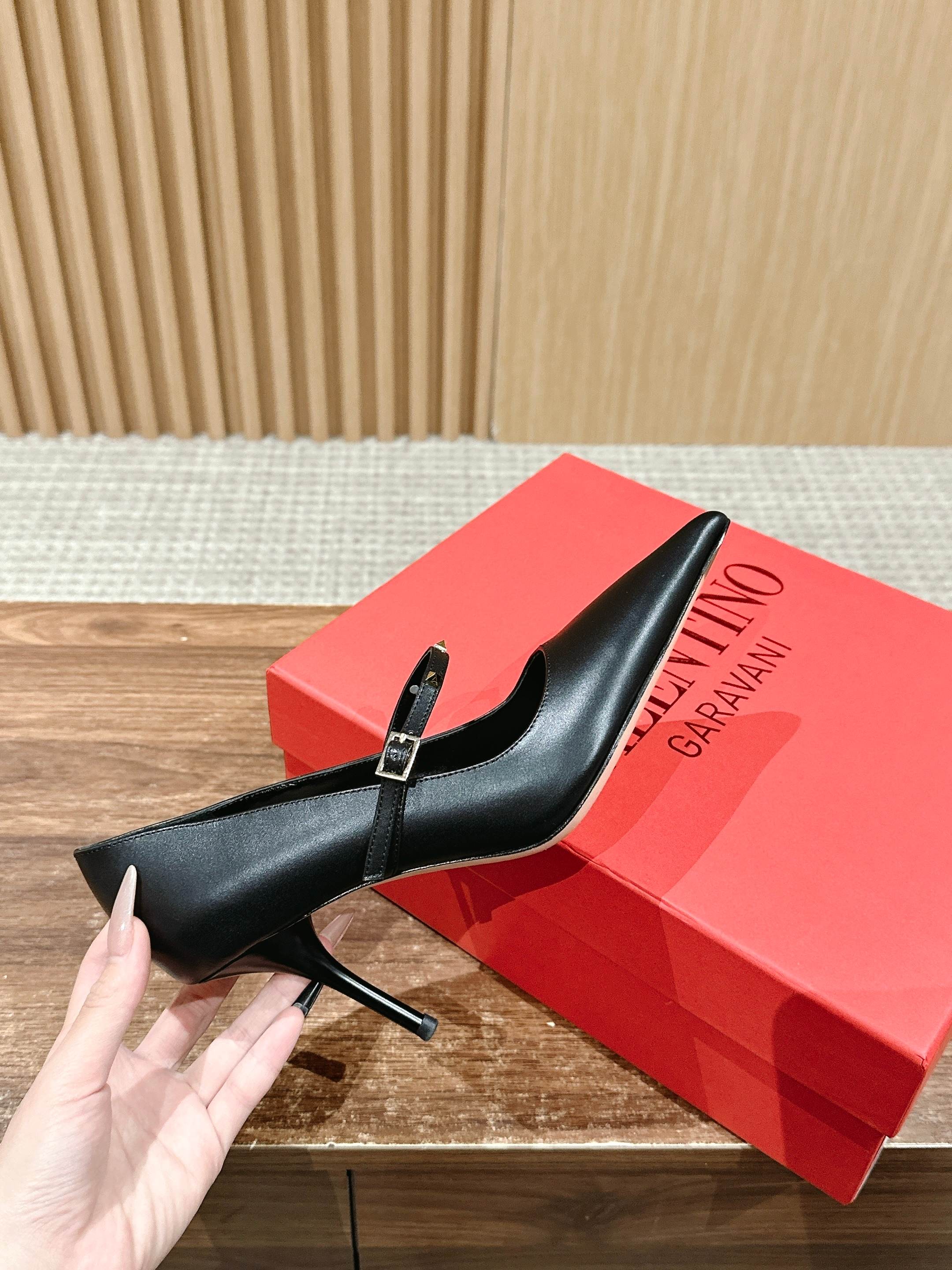 LuxluxHouse Best Quality Valentino Women Shoes