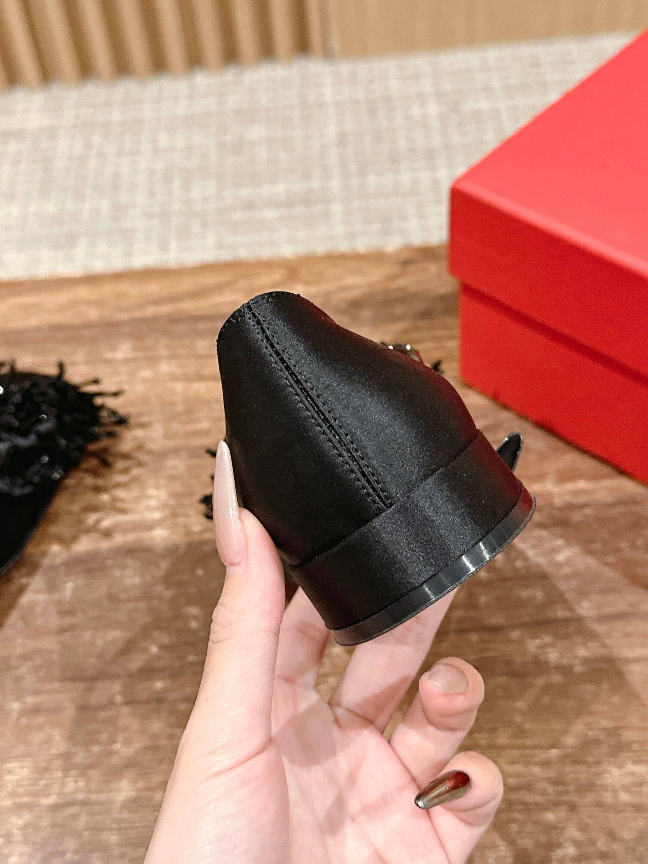 LuxluxHouse Best Quality Valentino Women Shoes