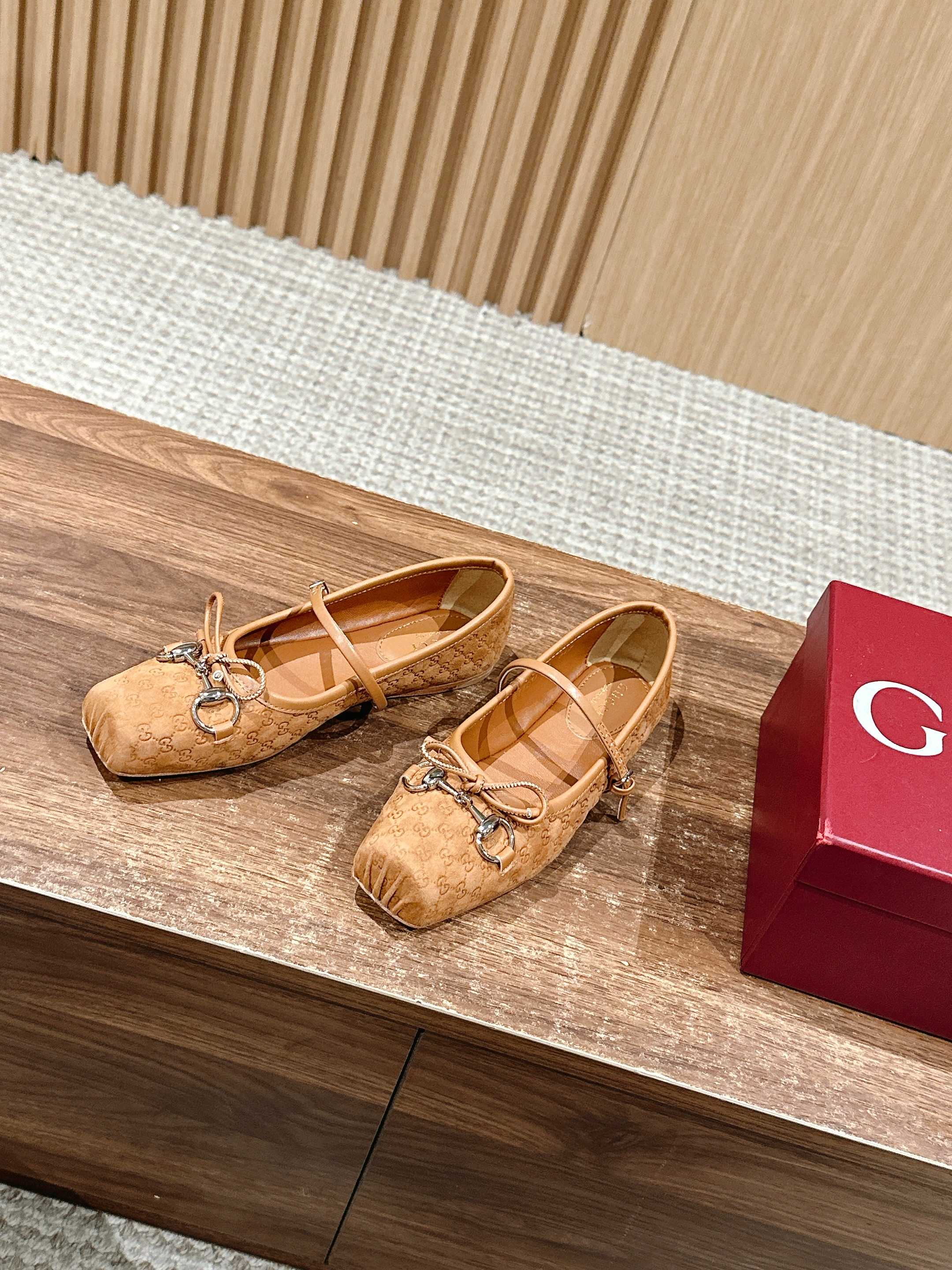LuxluxHouse Best Quality Gucci Women Shoes