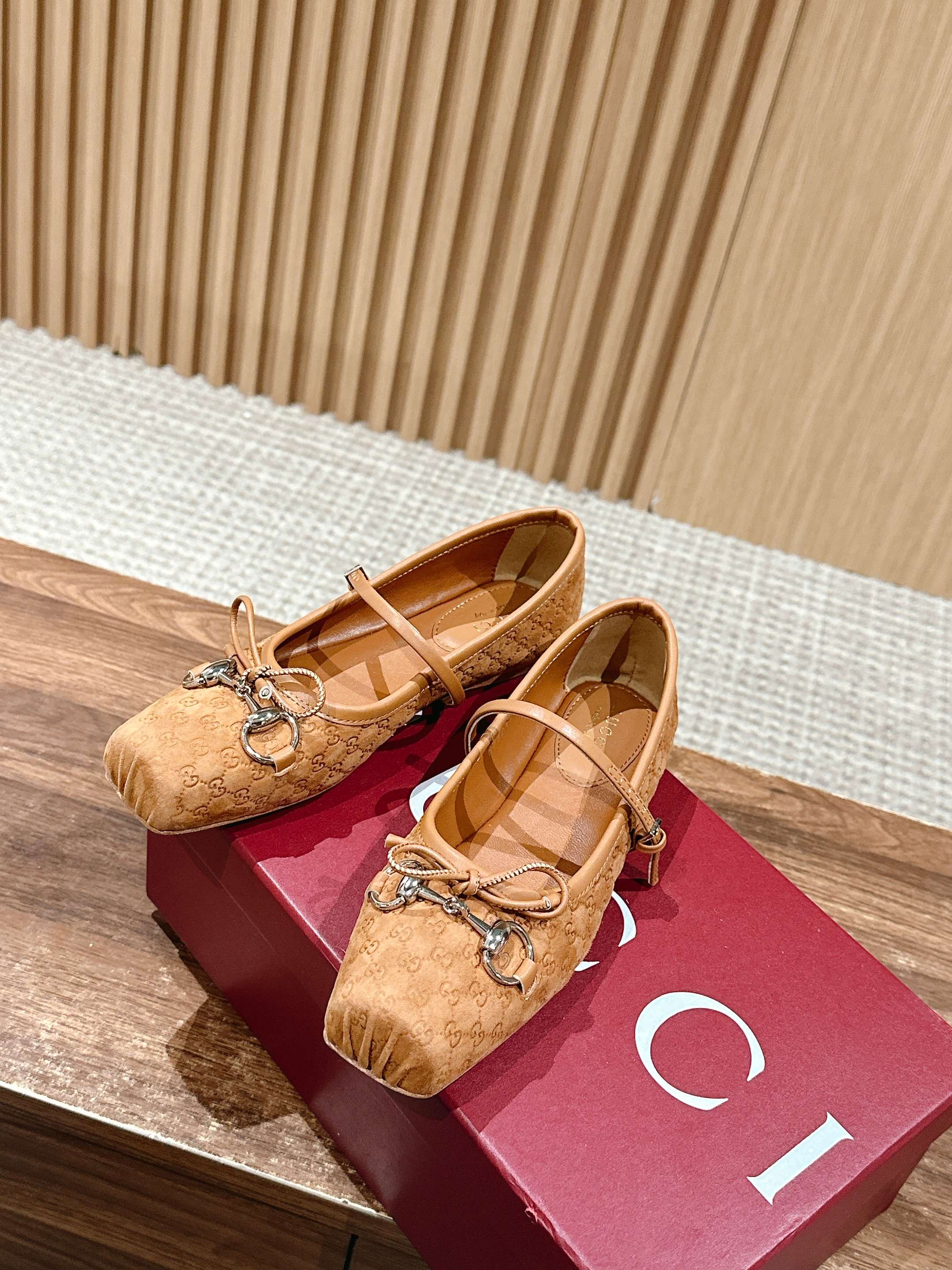LuxluxHouse Best Quality Gucci Women Shoes