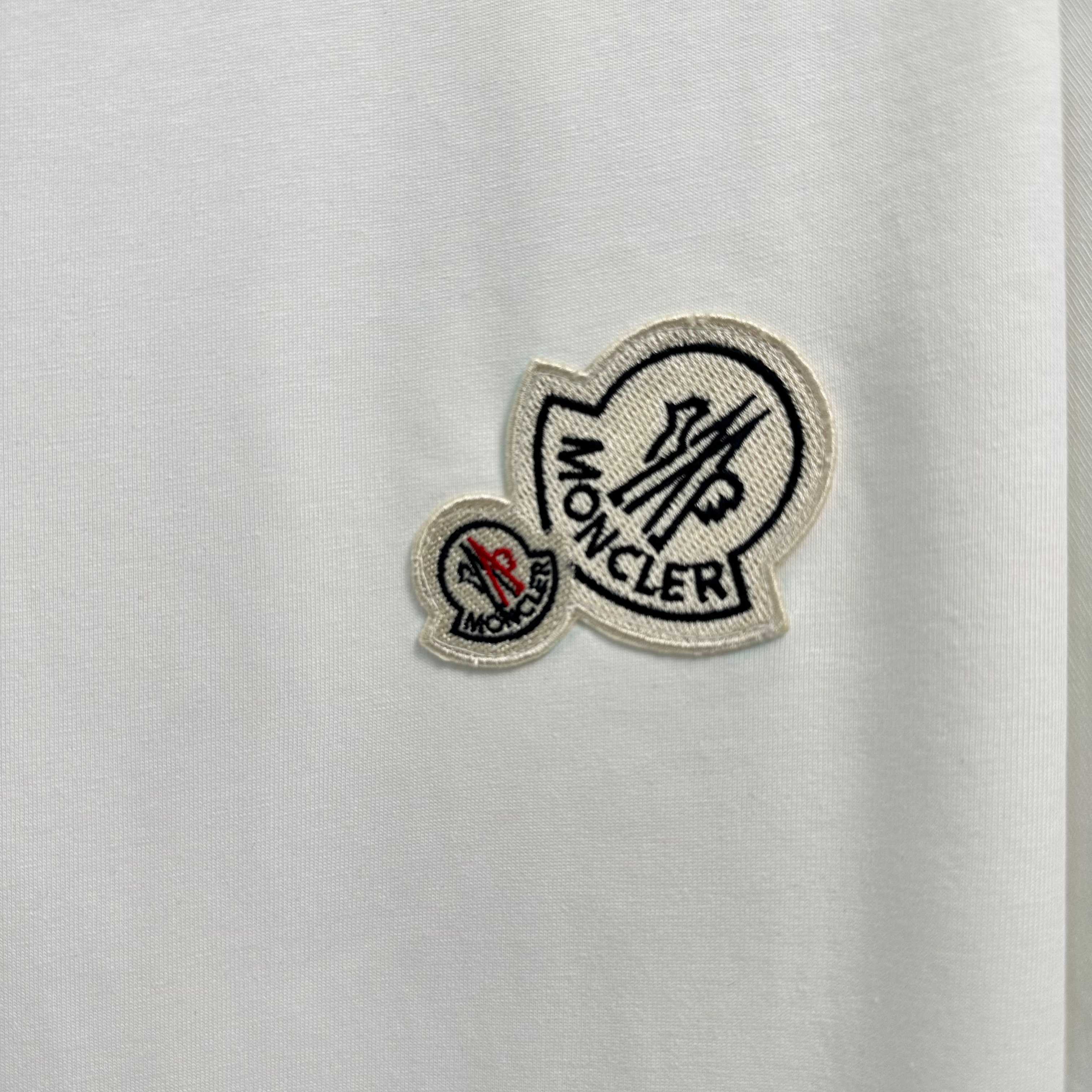 LuxluxHouse Best Quality Clothes T-shirt Moncler