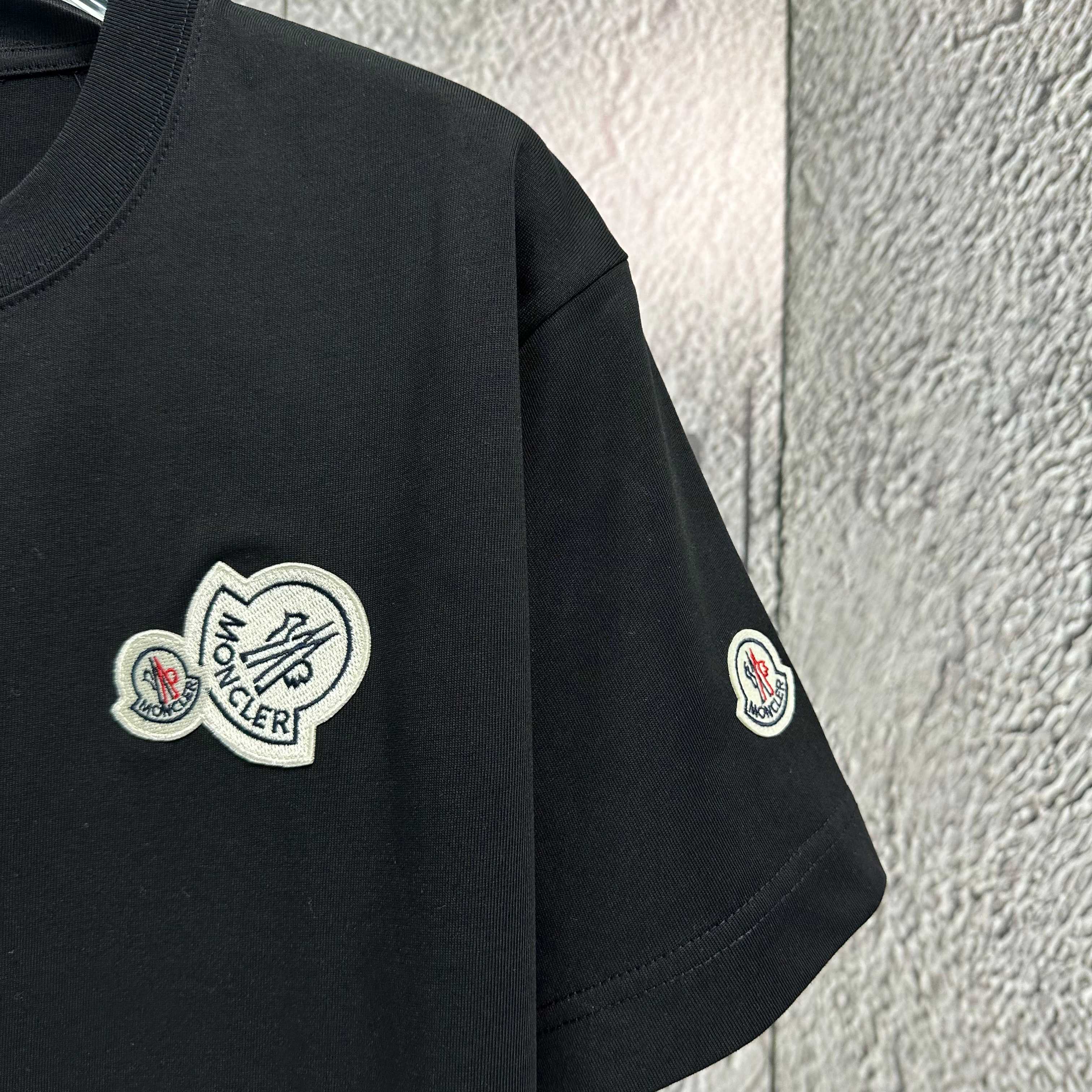 LuxluxHouse Best Quality Clothes T-shirt Moncler