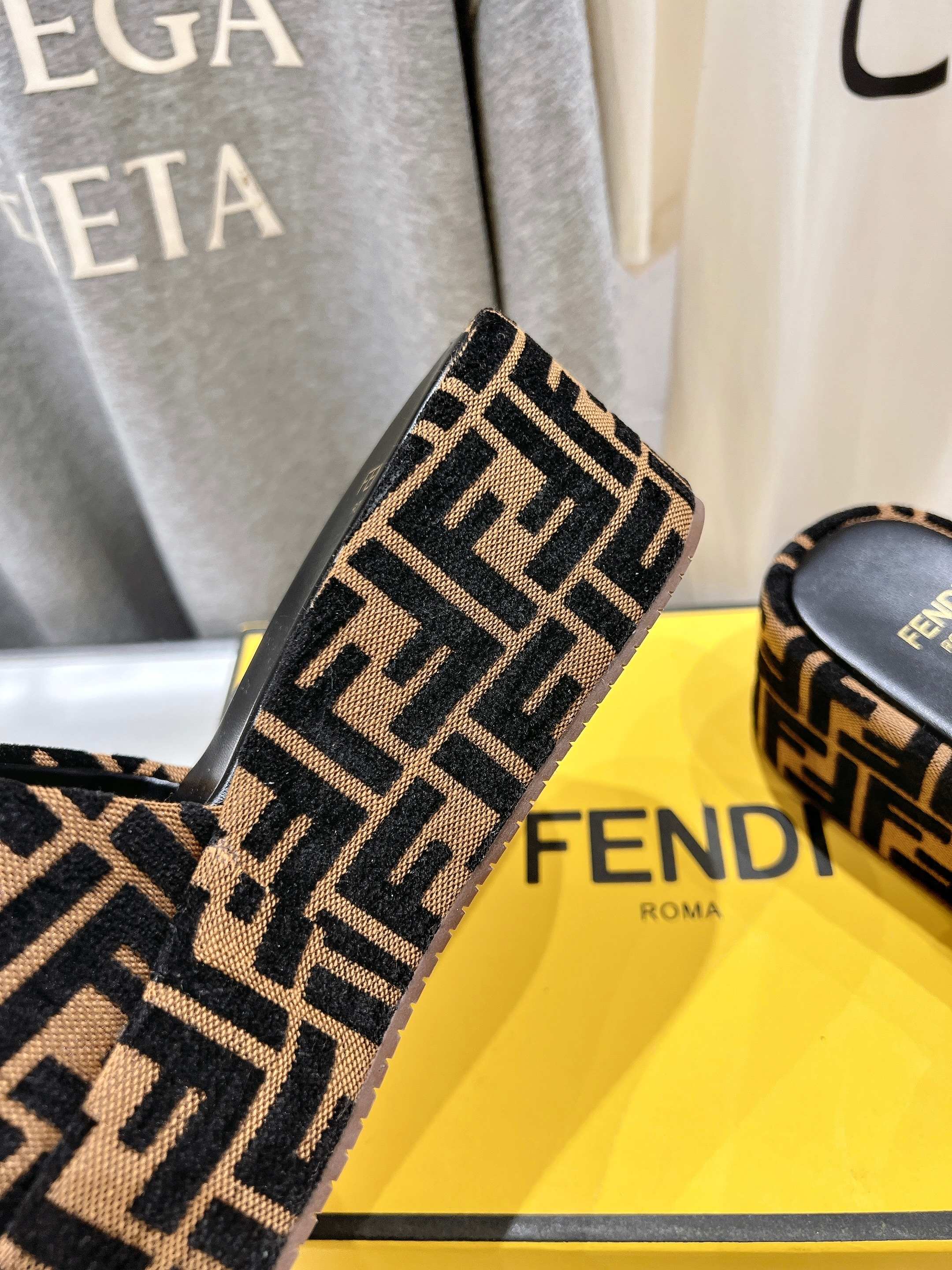 LuxluxHouse Best Quality Fendi Women Shoes