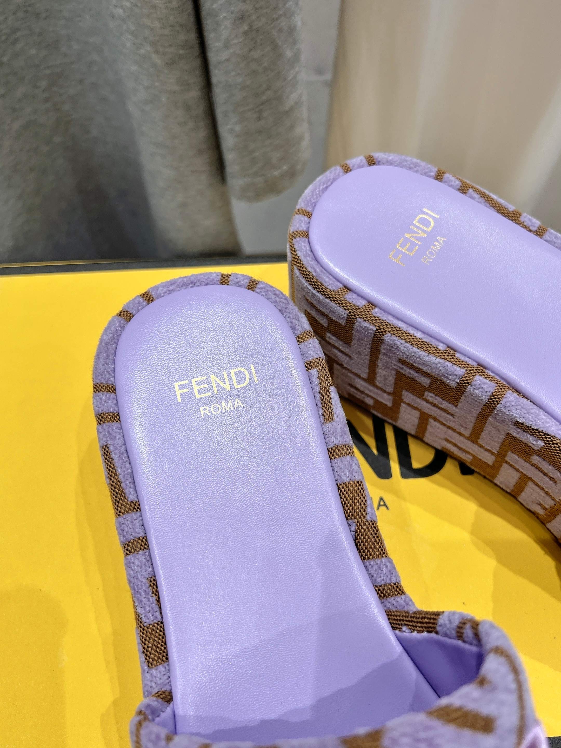 LuxluxHouse Best Quality Fendi Women Shoes