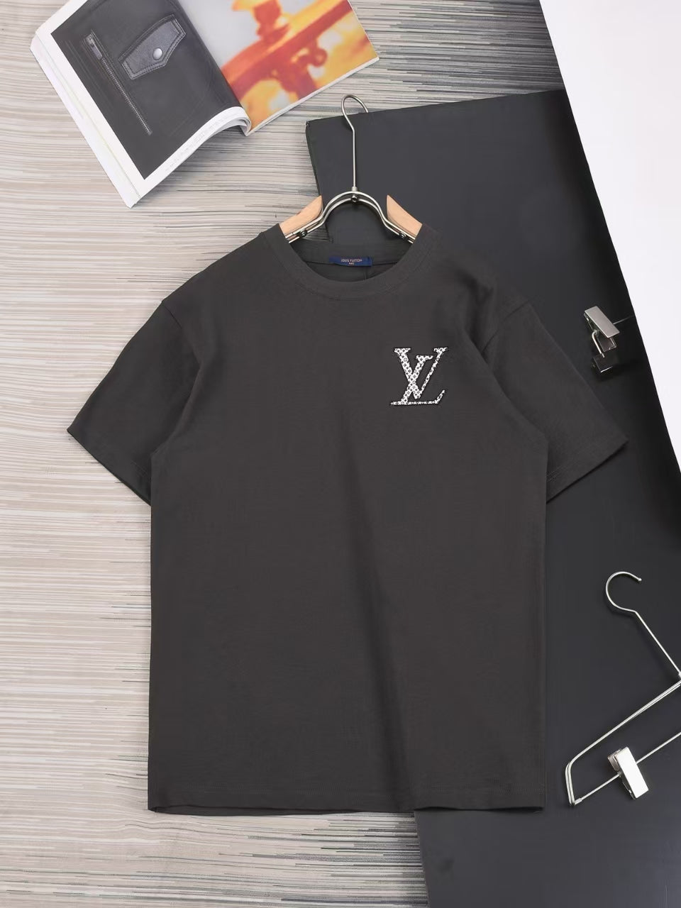 LuxluxHouse Best Quality Clothes T-shirt Louis Vuitton