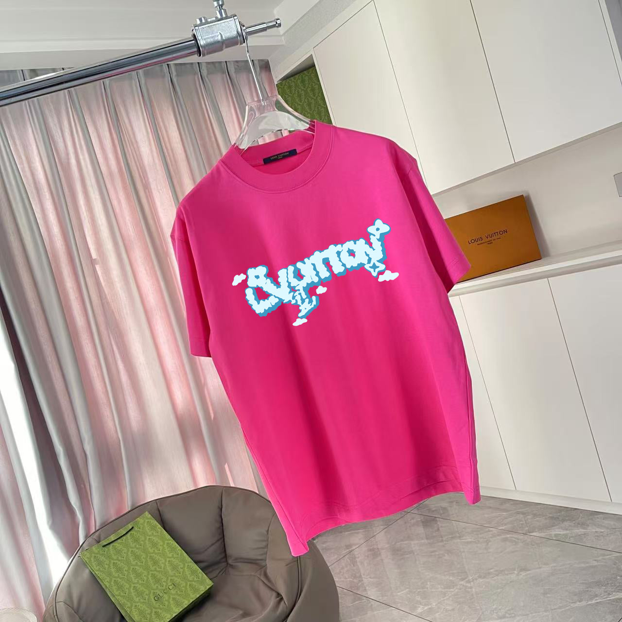 LuxluxHouse Best Quality Clothes T-shirt Louis Vuitton