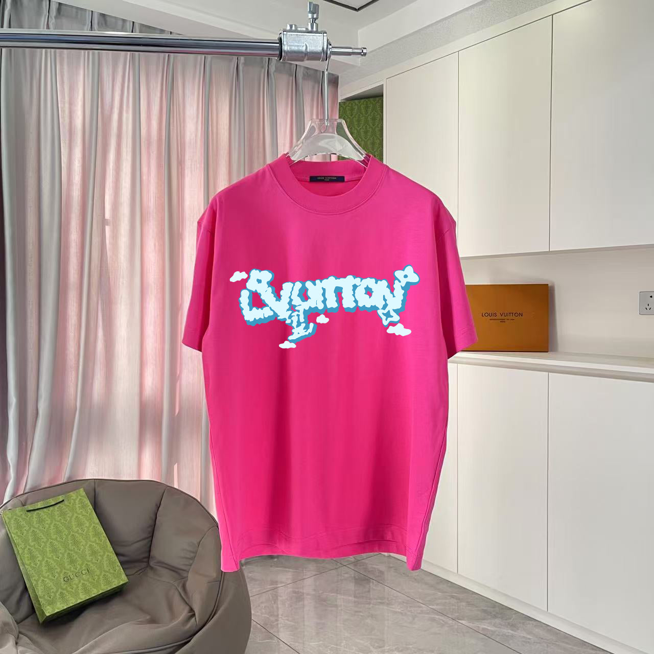 LuxluxHouse Best Quality Clothes T-shirt Louis Vuitton