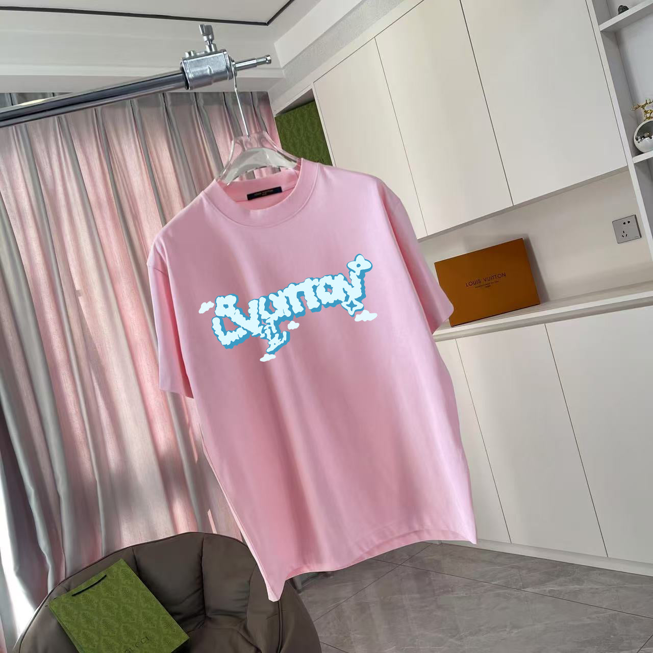 LuxluxHouse Best Quality Clothes T-shirt Louis Vuitton