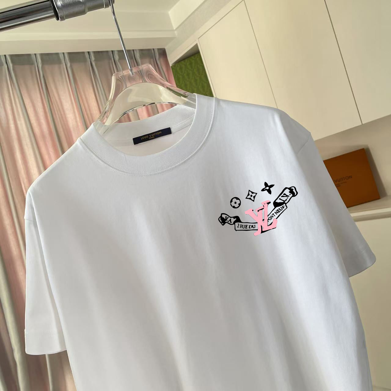 LuxluxHouse Best Quality Clothes T-shirt Louis Vuitton