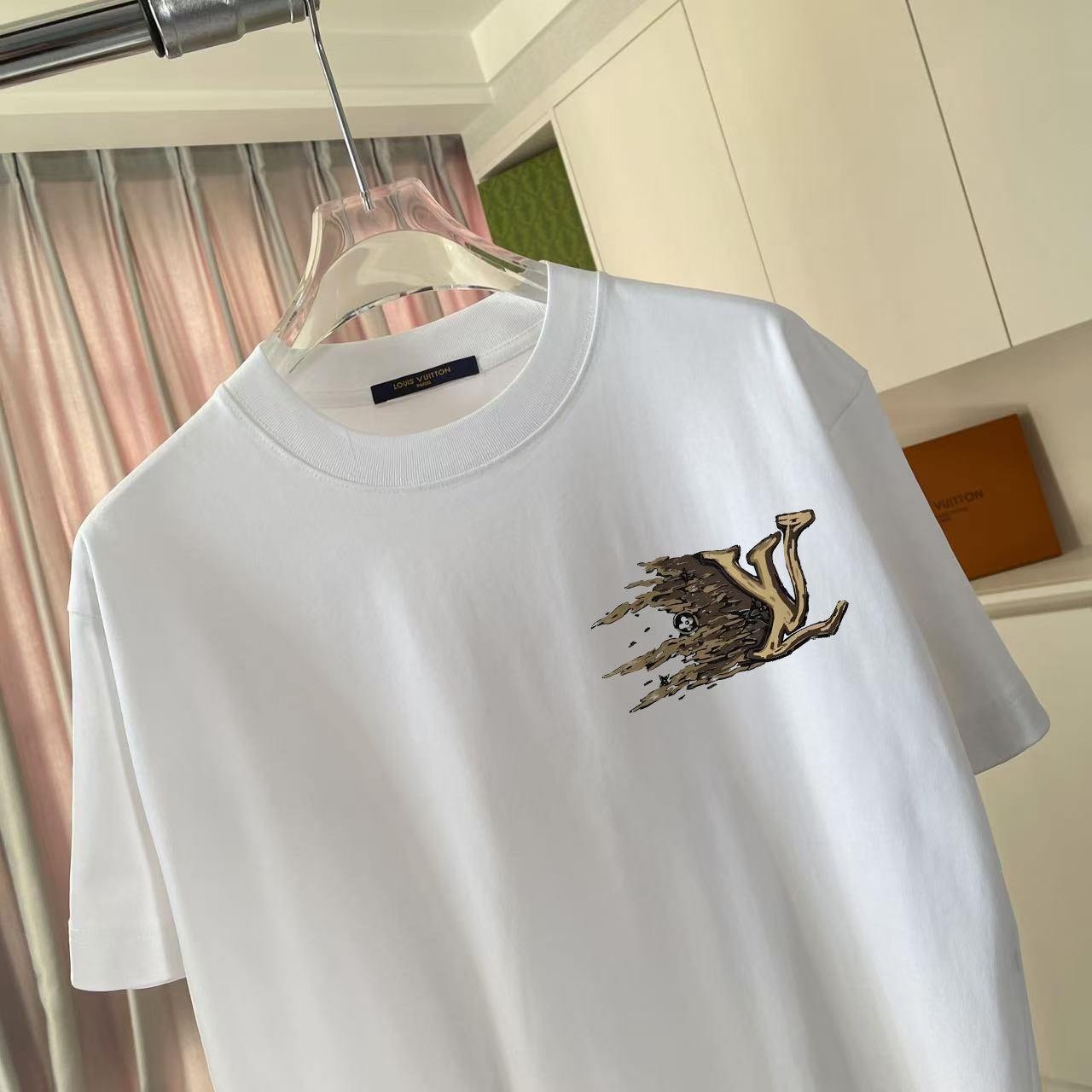 LuxluxHouse Best Quality Clothes T-shirt Louis Vuitton