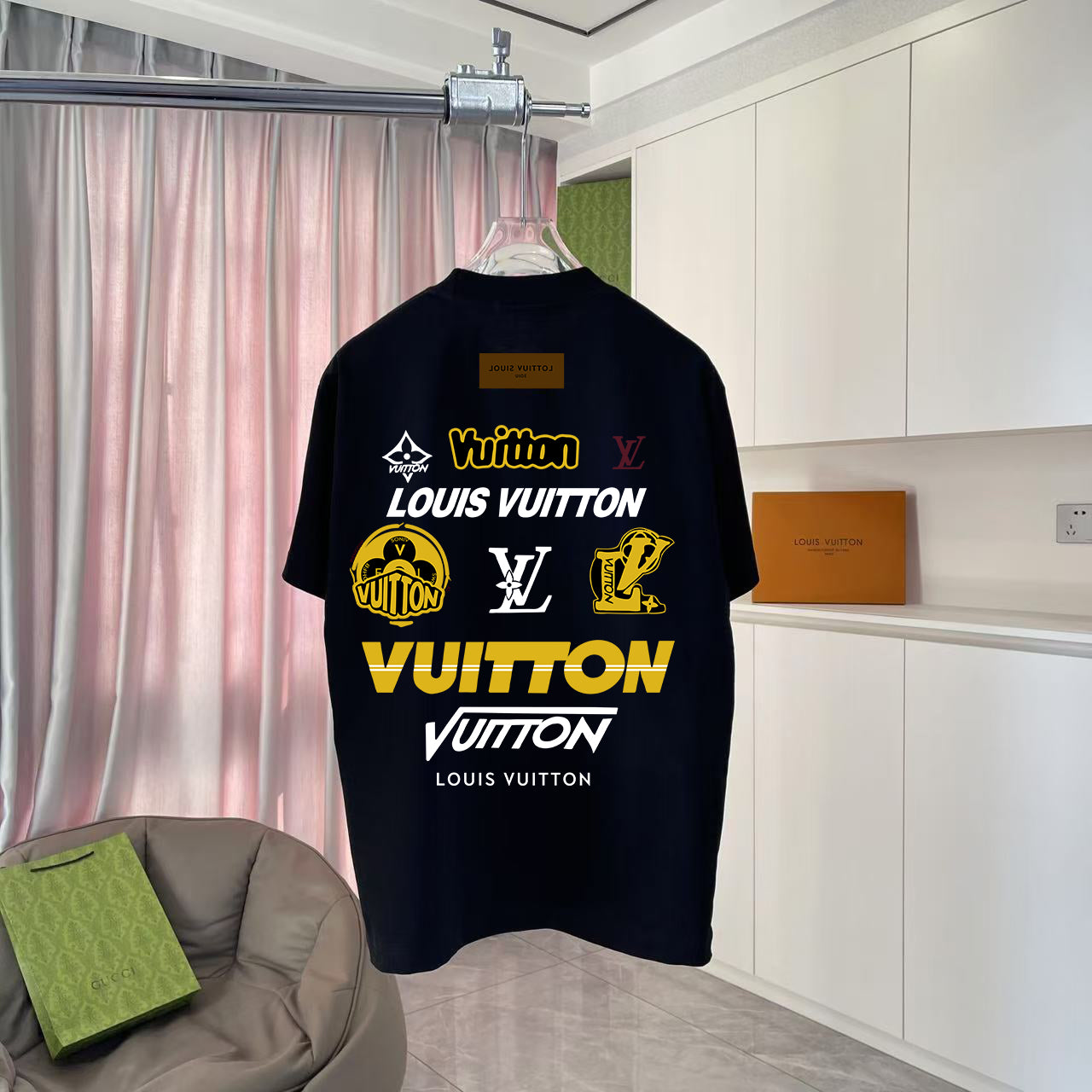 LuxluxHouse Best Quality Clothes T-shirt Louis Vuitton