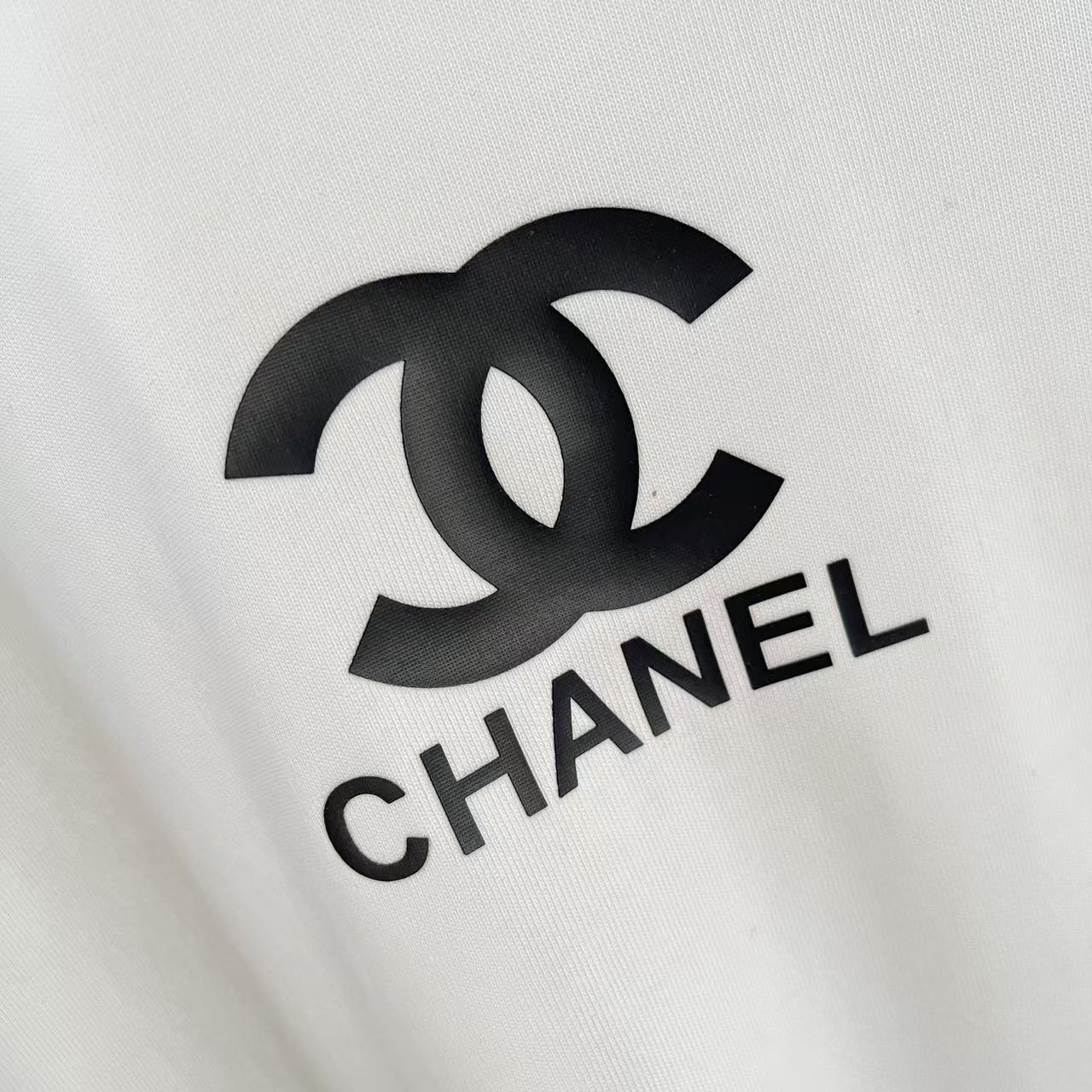 LuxluxHouse Best Quality Clothes T-shirt Chanel & Maison Margiela