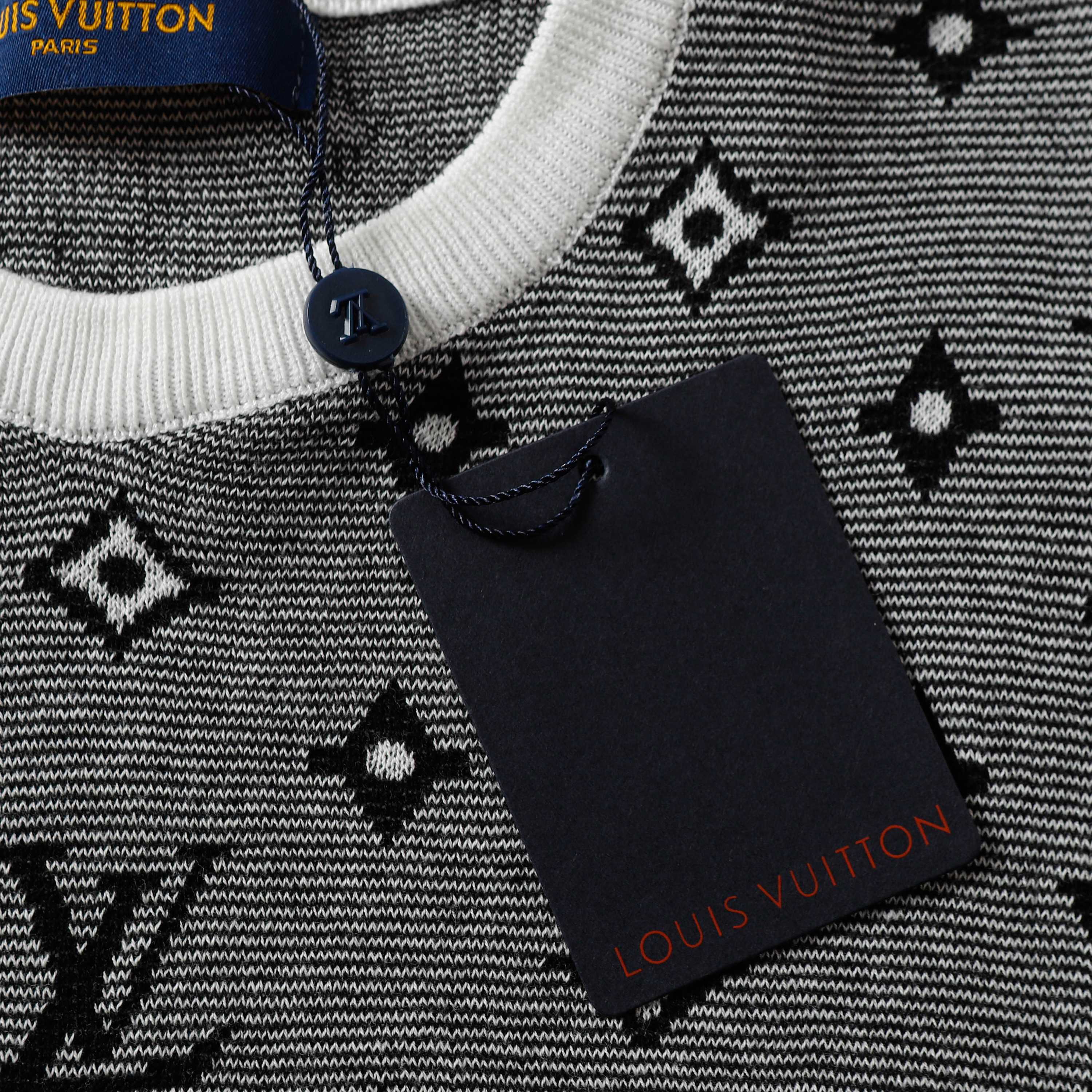 LuxluxHouse Best Quality Clothes T-shirt Louis Vuitton