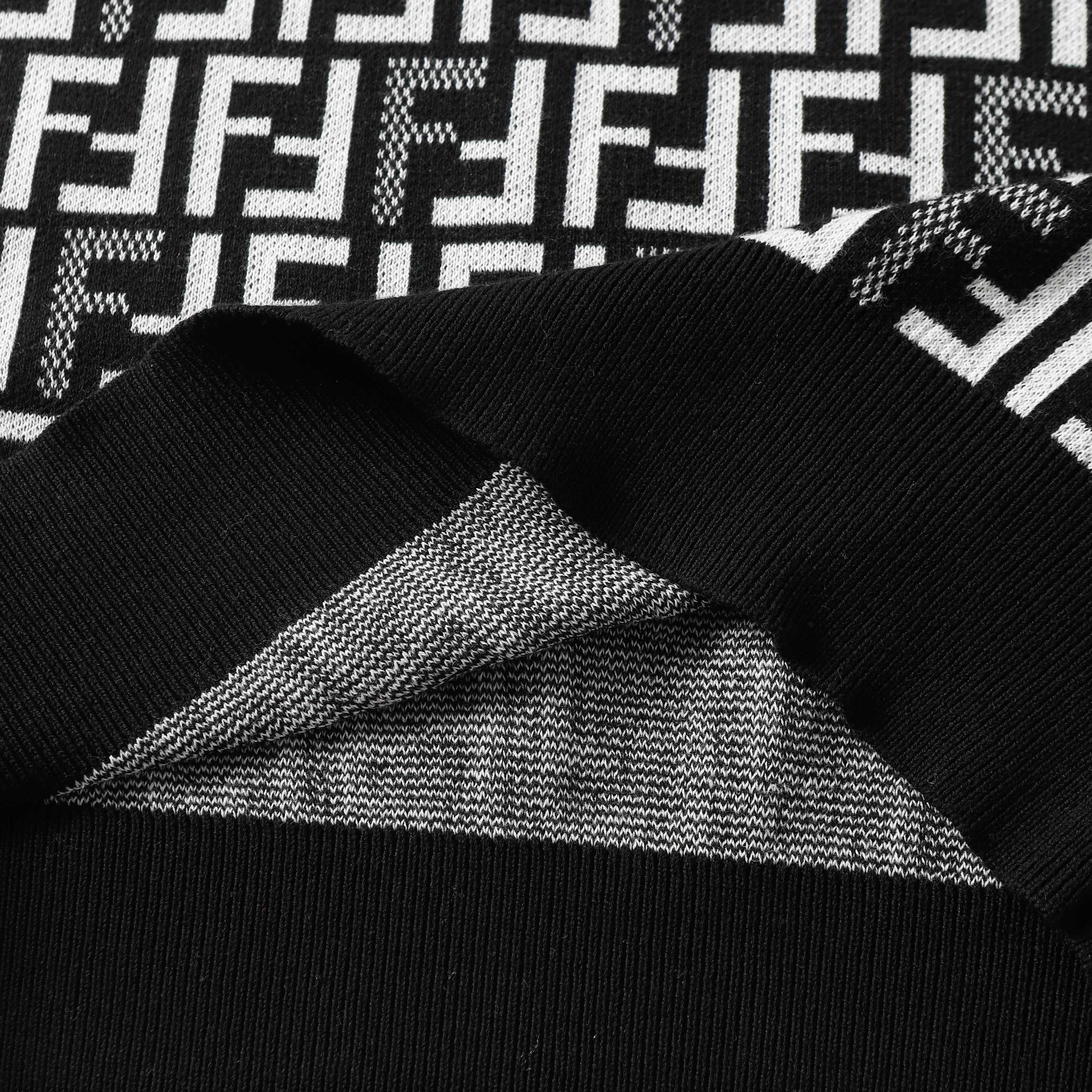 LuxluxHouse Best Quality Clothes Fendi T-shirt