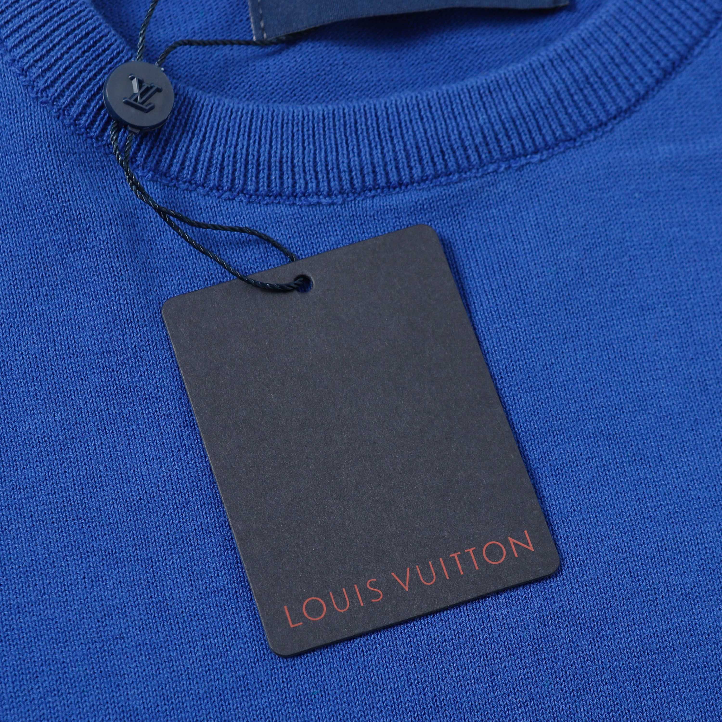 LuxluxHouse Best Quality Clothes T-shirt Louis Vuitton