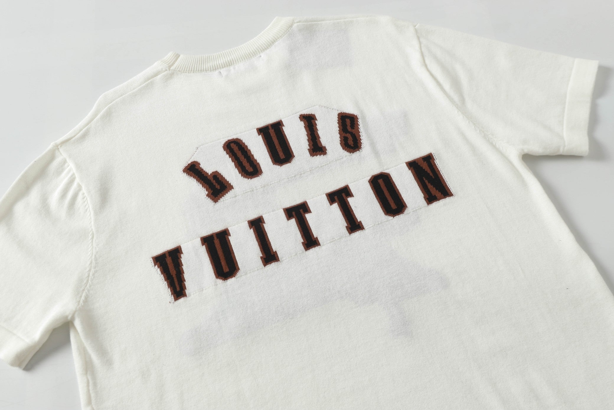 LuxluxHouse Best Quality Clothes T-shirt Louis Vuitton