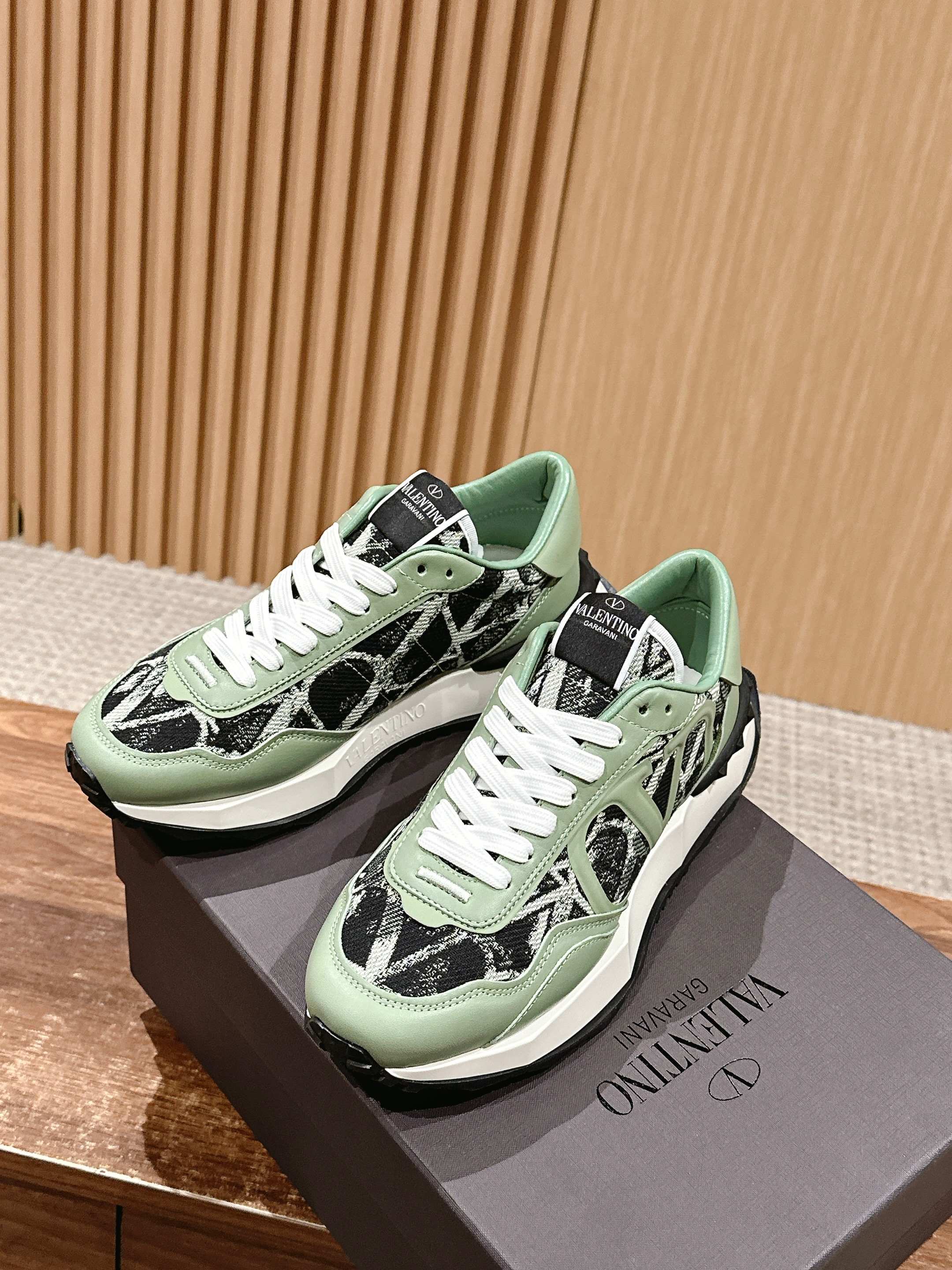 LuxluxHouse Best Quality Valentino Women Shoes