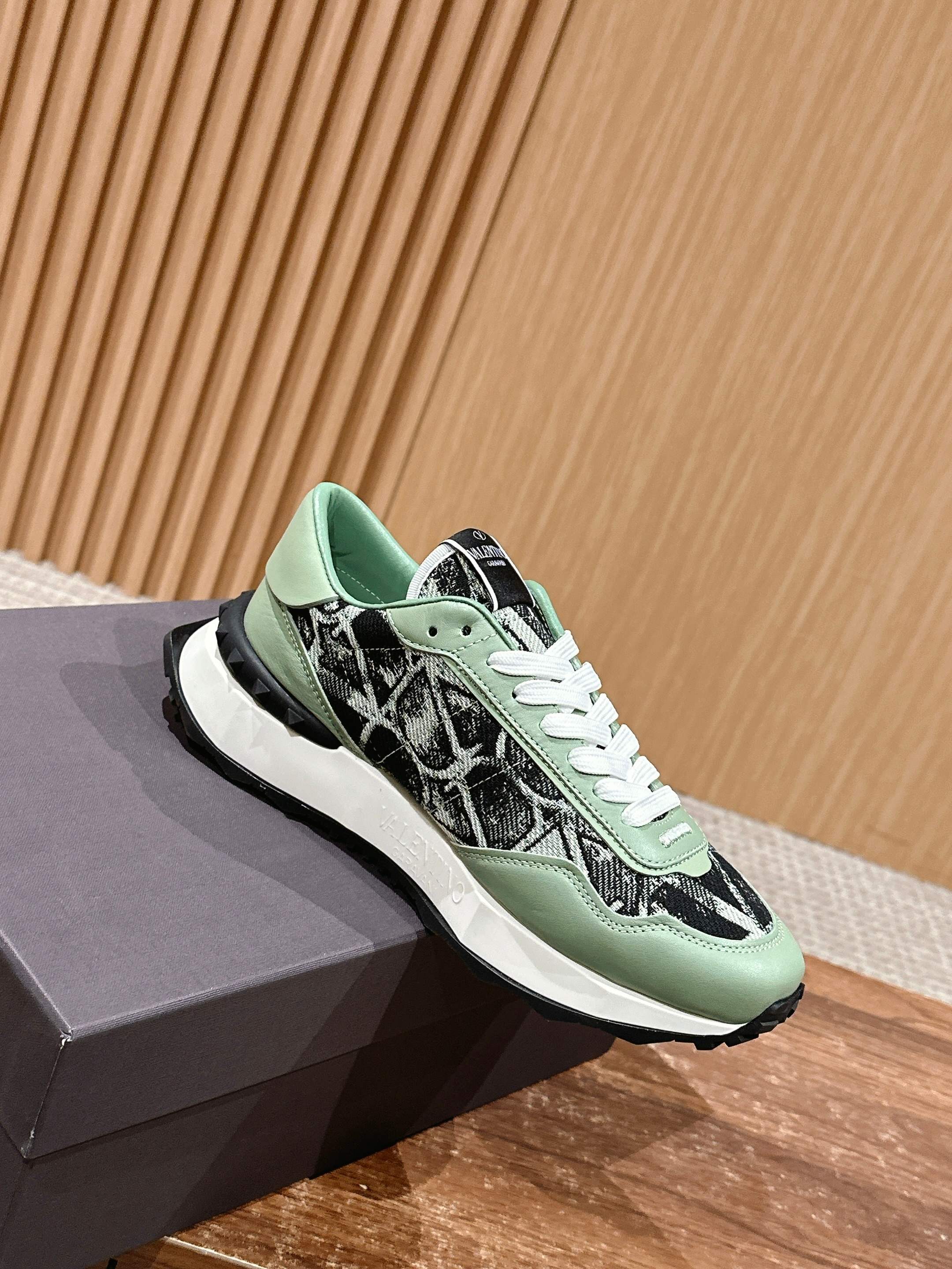 LuxluxHouse Best Quality Valentino Women Shoes