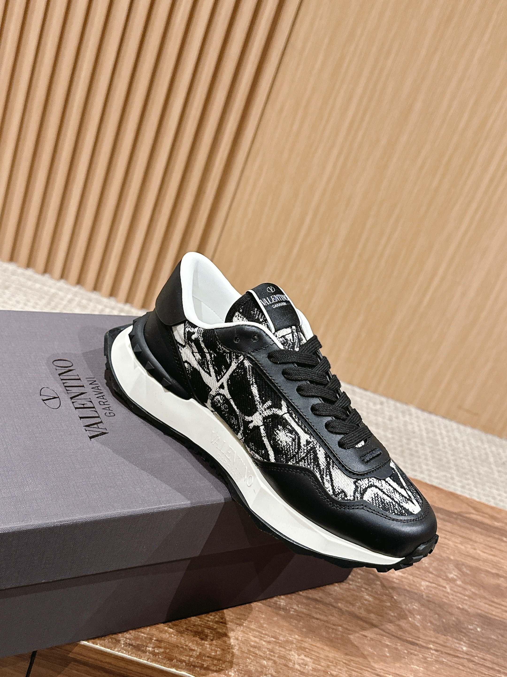 LuxluxHouse Best Quality Valentino Women Shoes