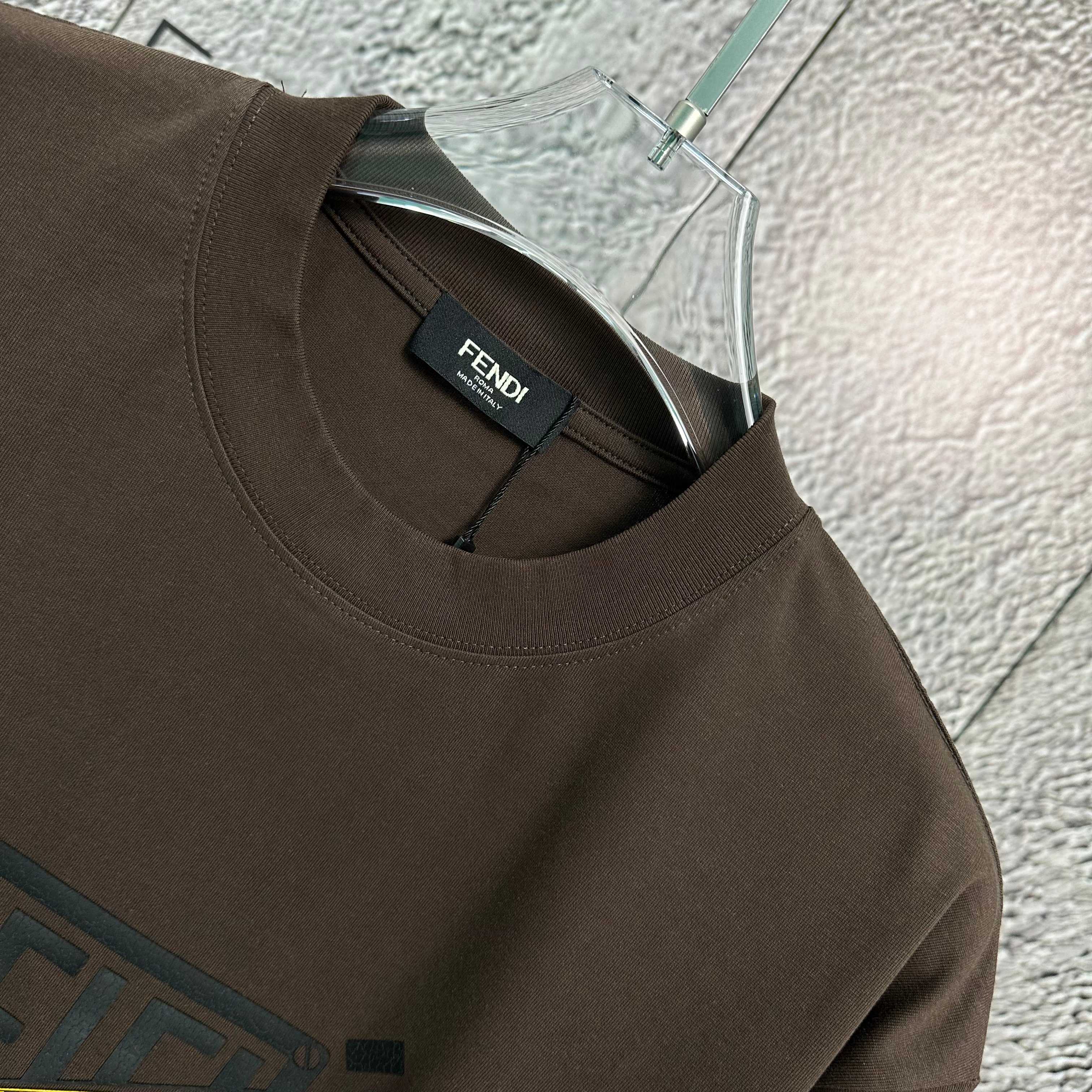 LuxluxHouse Best Quality Clothes Fendi T-shirt