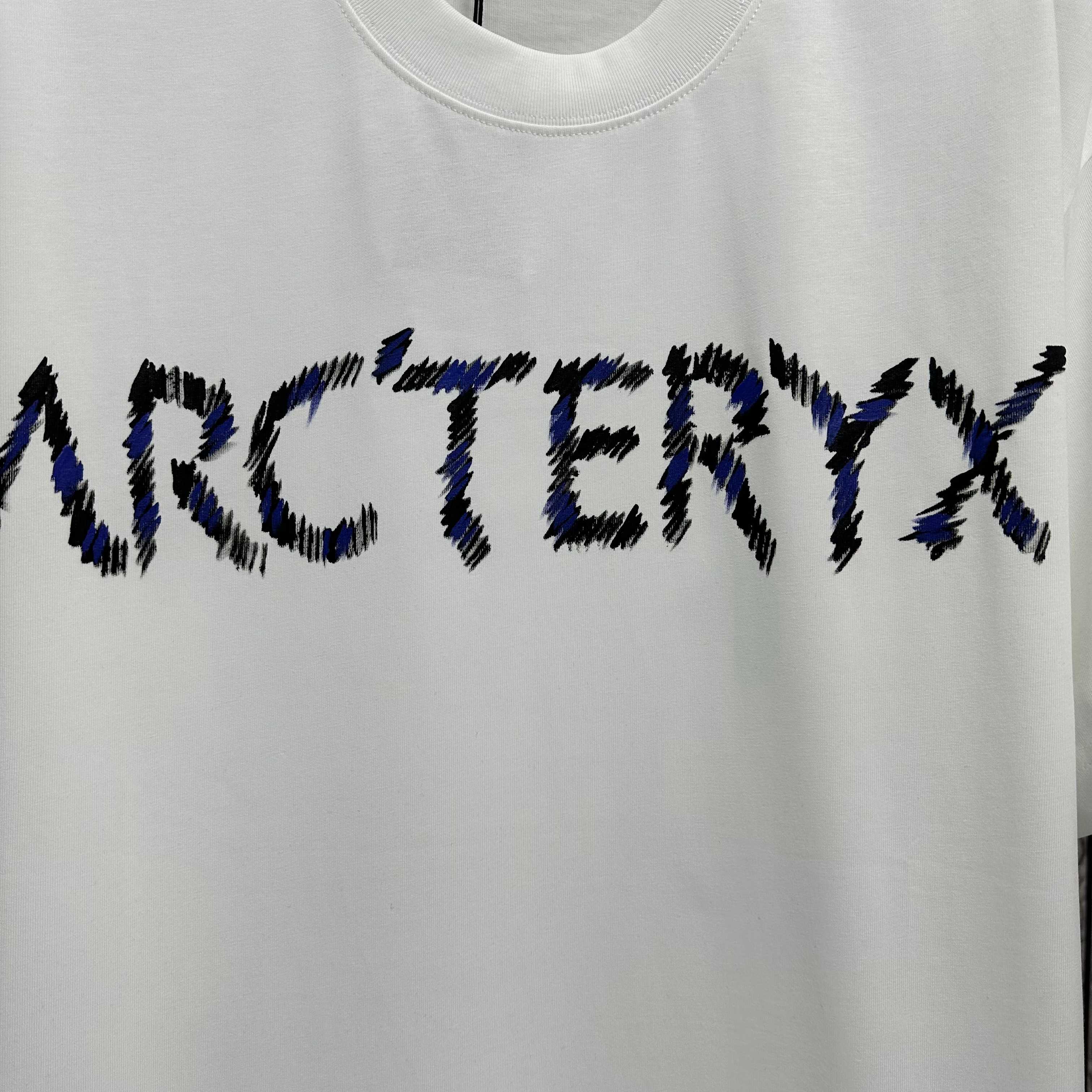 LuxluxHouse Best Quality Clothes T-shirt Arcteryx