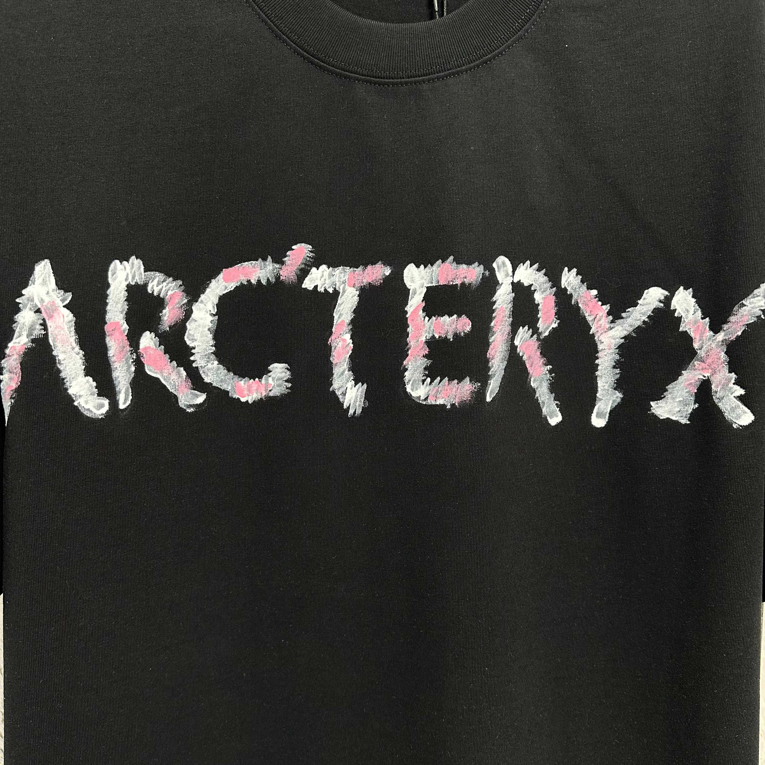 LuxluxHouse Best Quality Clothes T-shirt Arcteryx