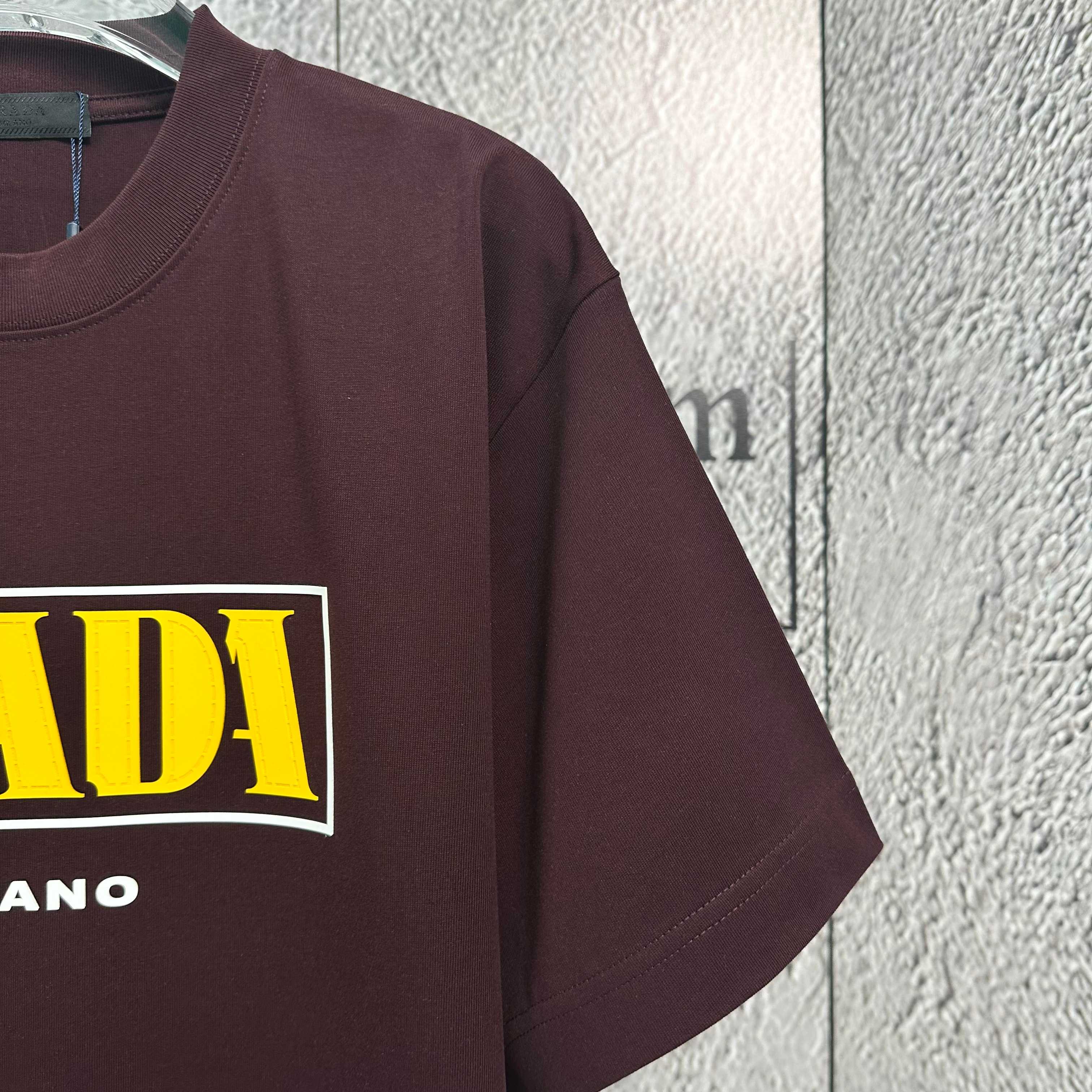 LuxluxHouse Best Quality Clothes T-shirt Prada