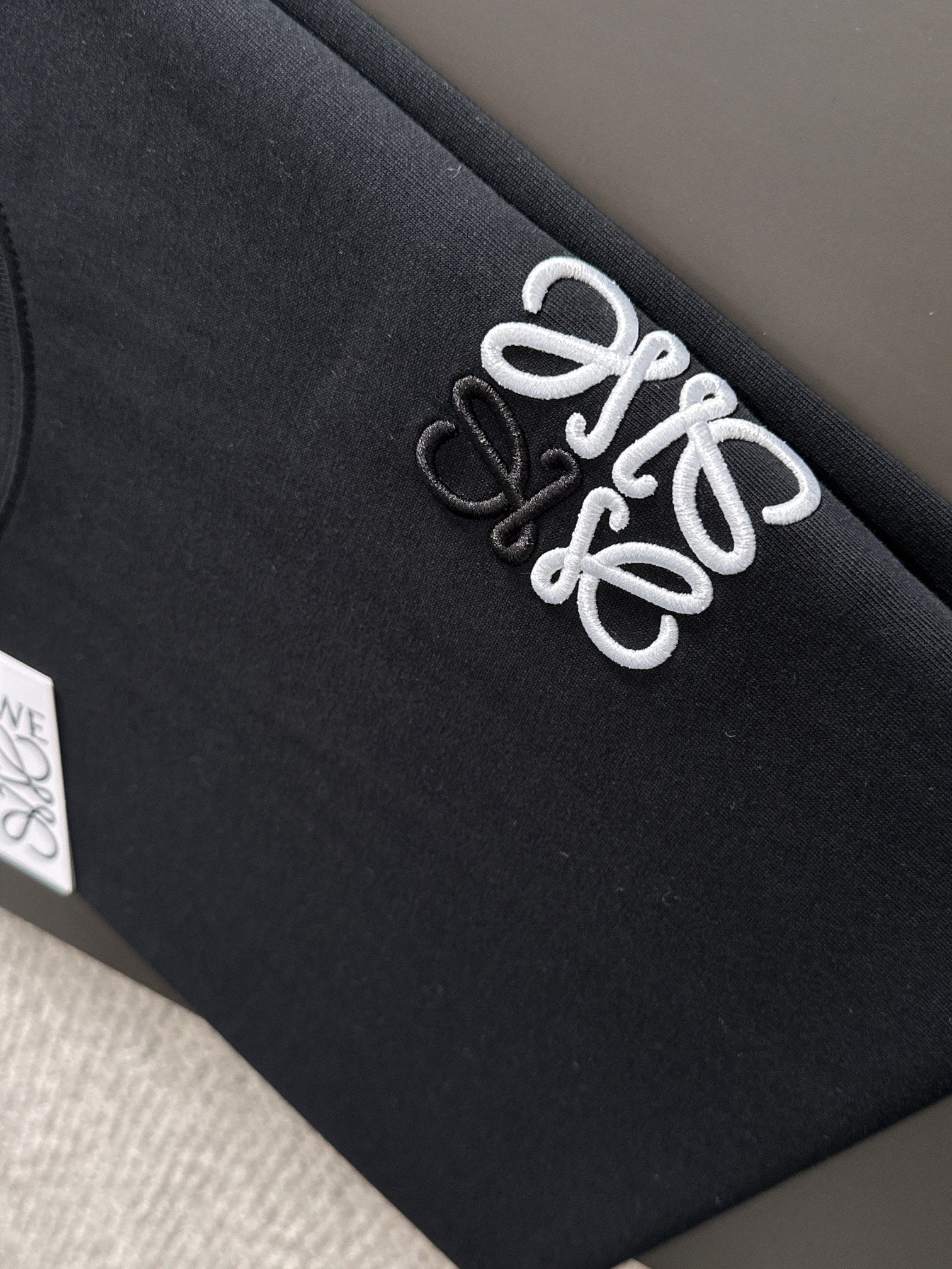 LuxluxHouse Best Quality Clothes T-shirt Loewe