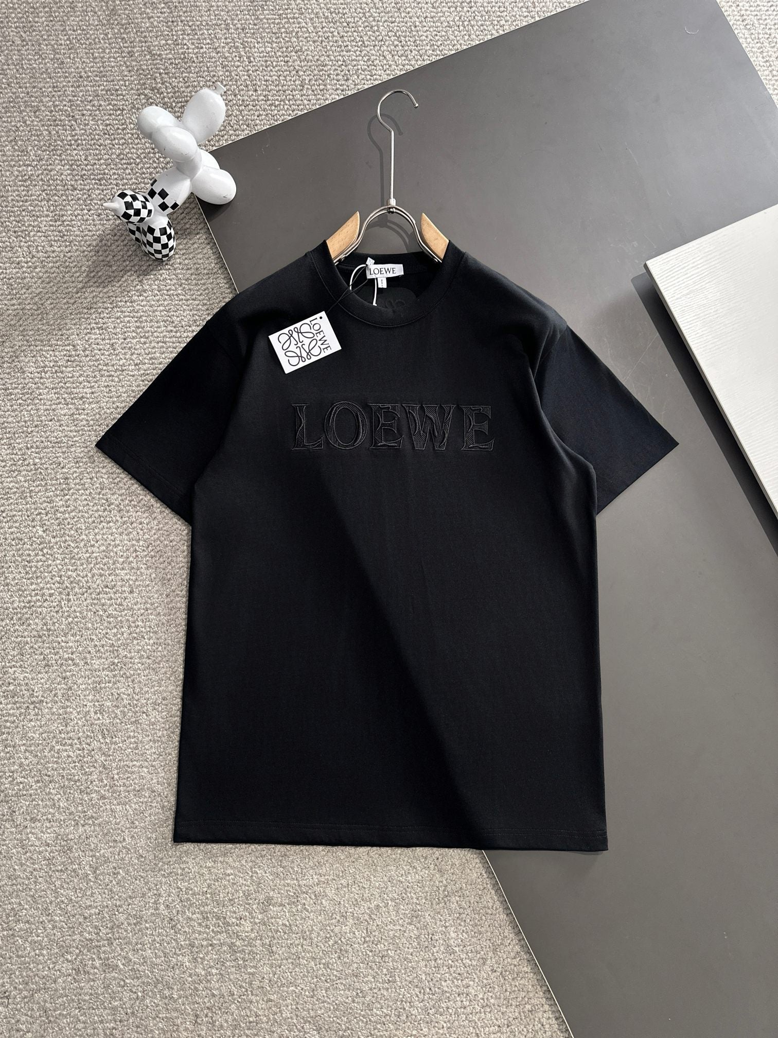 LuxluxHouse Best Quality Clothes T-shirt Loewe