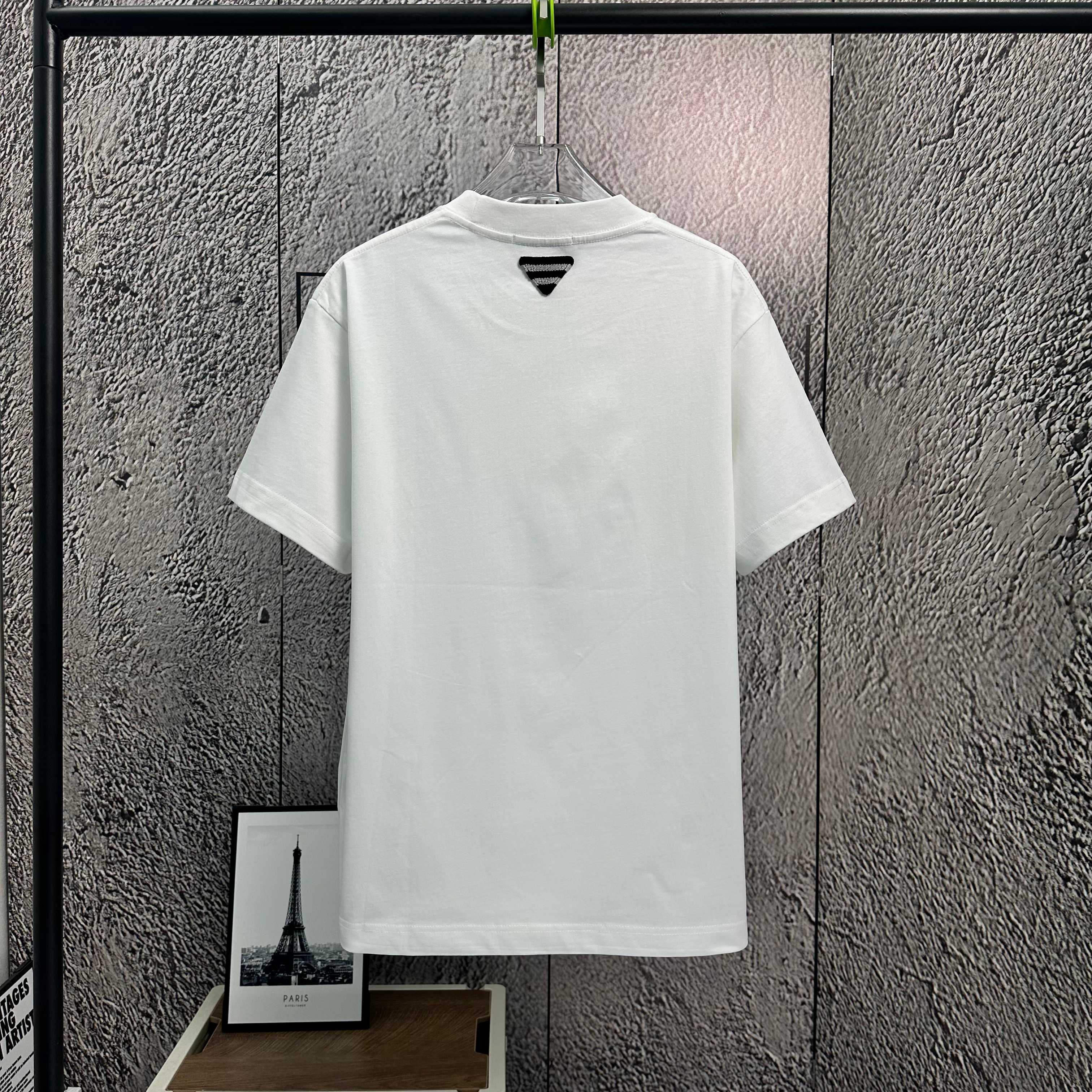 LuxluxHouse Best Quality Clothes T-shirt Prada
