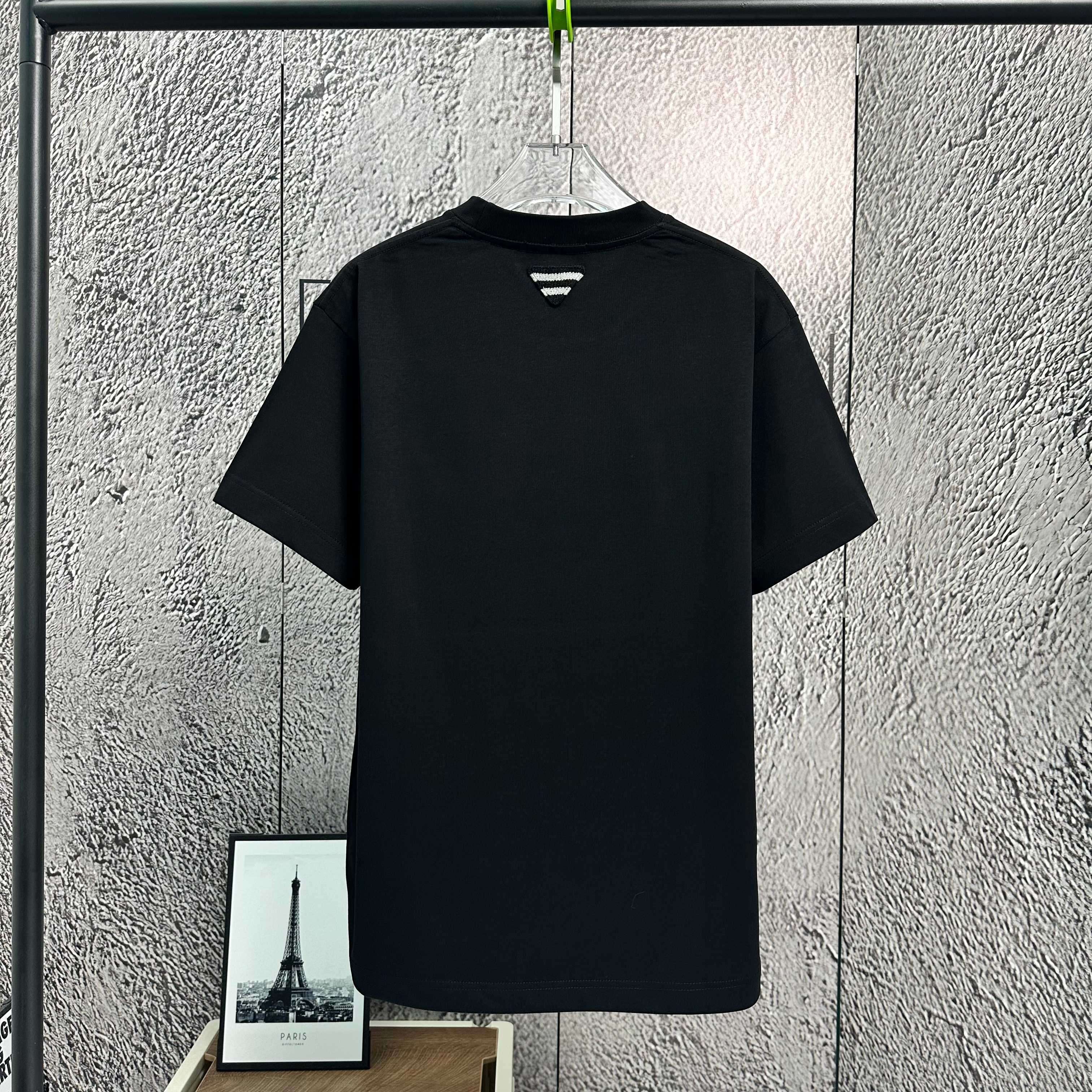 LuxluxHouse Best Quality Clothes T-shirt Prada