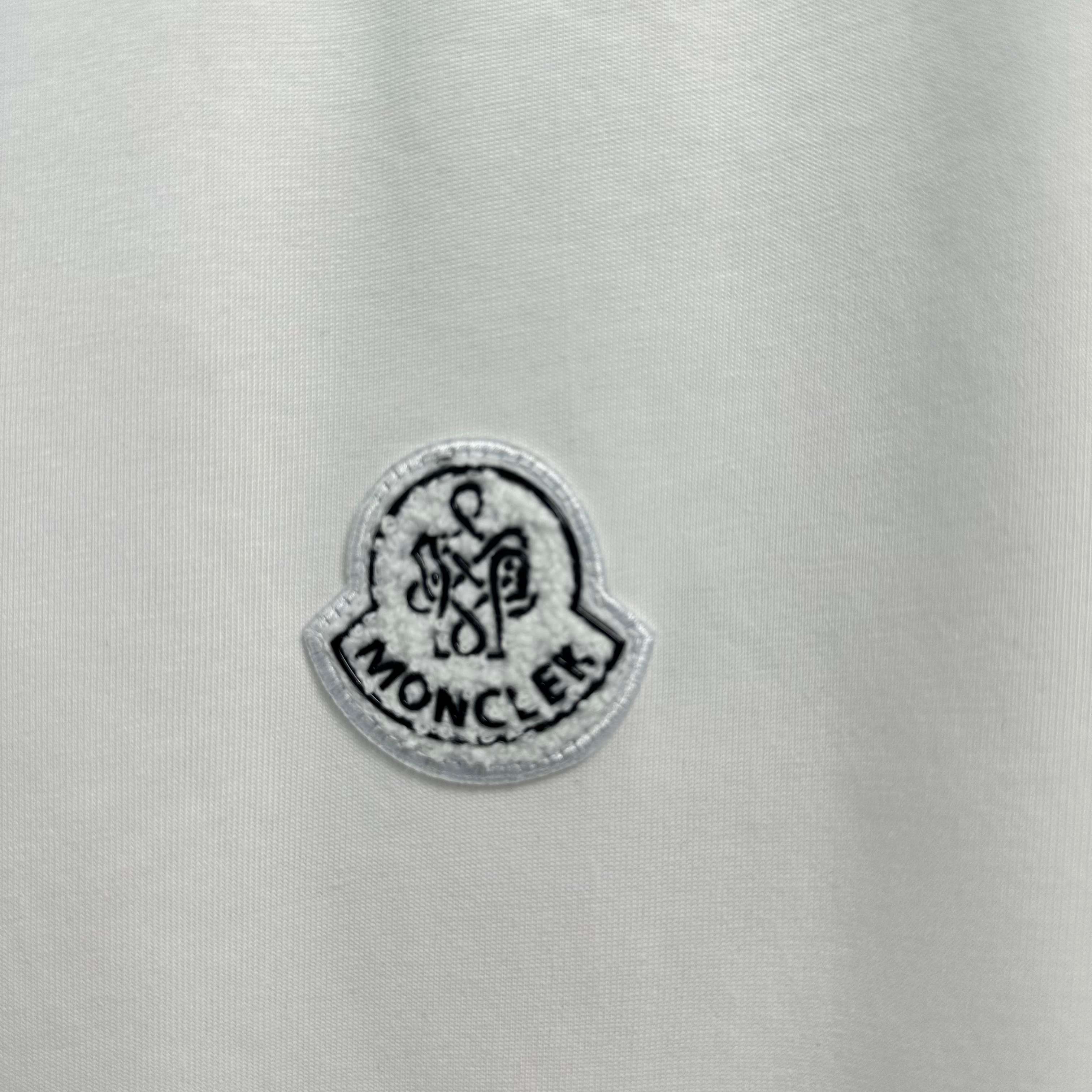 LuxluxHouse Best Quality Clothes T-shirt Moncler