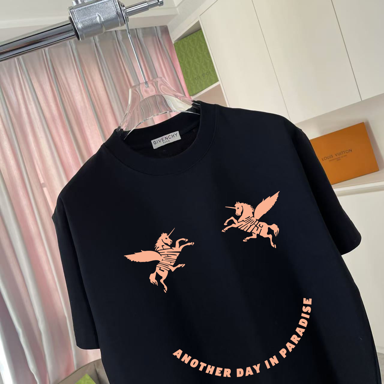 LuxluxHouse Best Quality Clothes Givenchy T-shirt