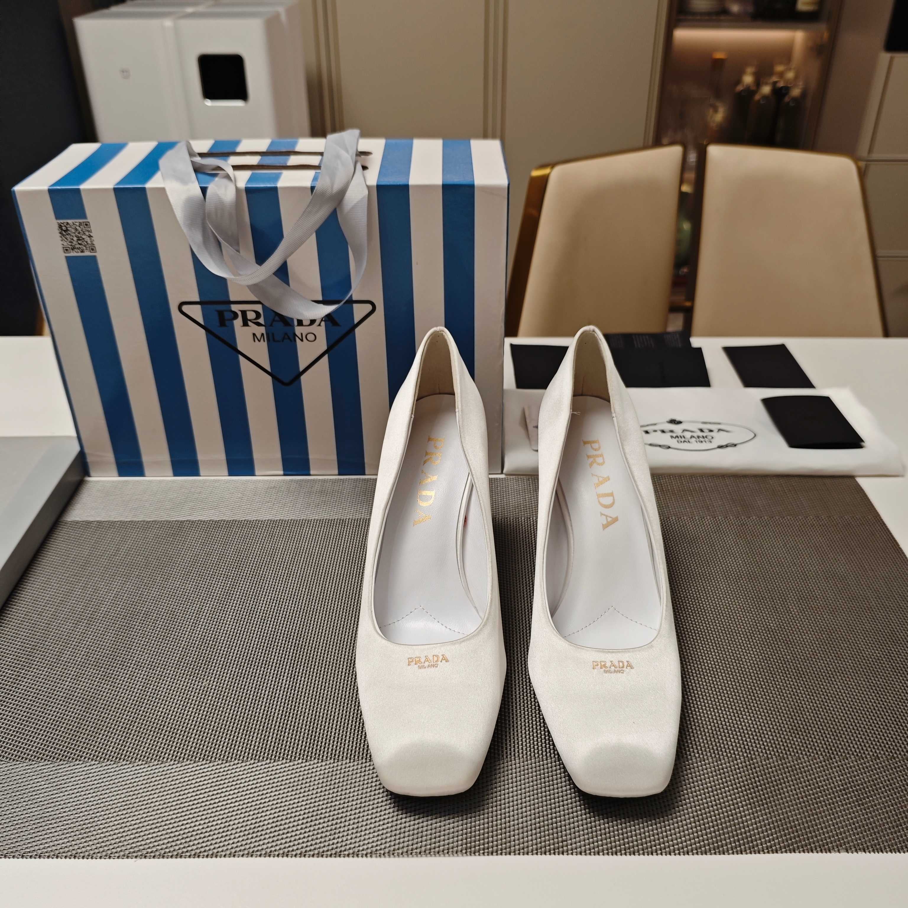 LuxluxHouse Best Quality Women Shoes Prada