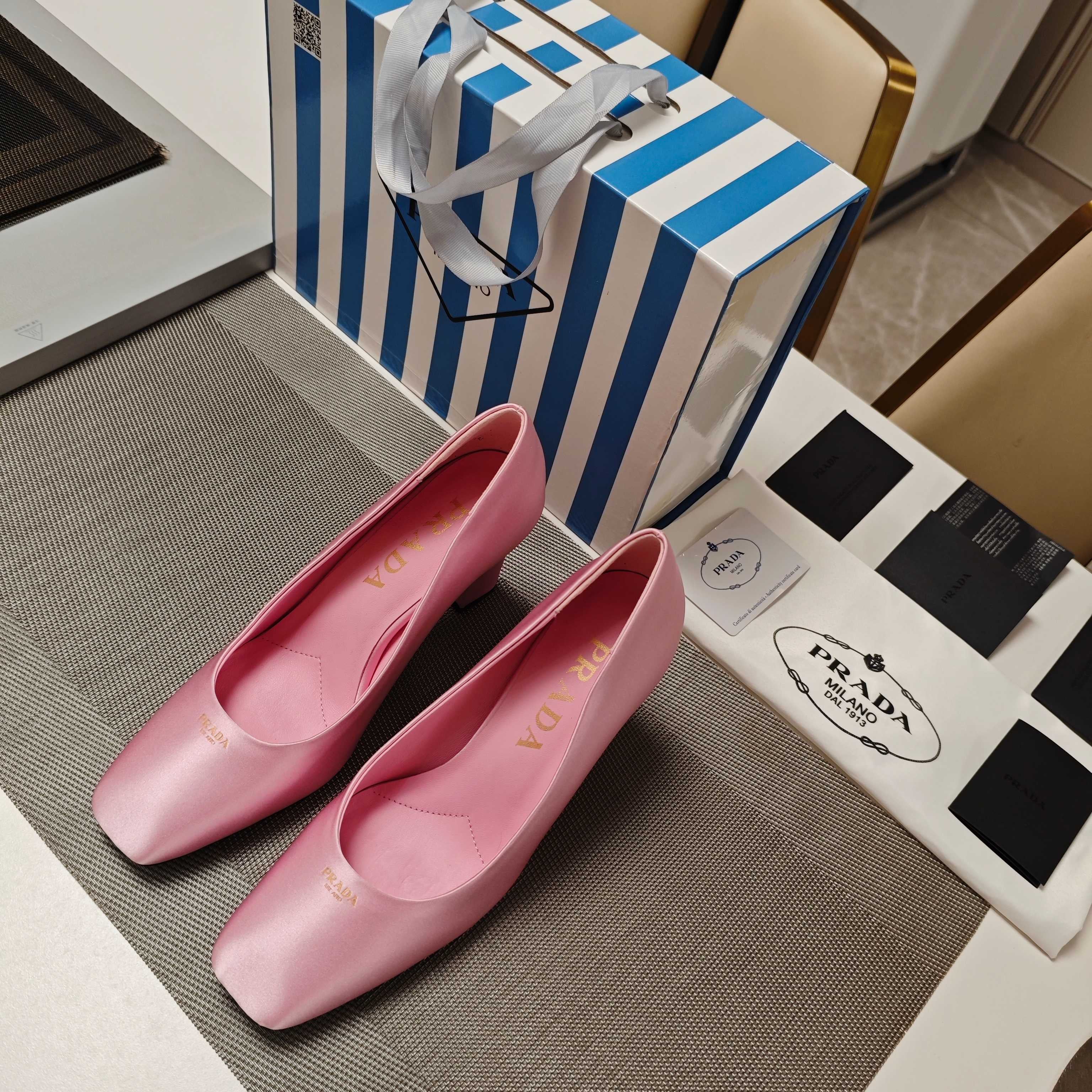 LuxluxHouse Best Quality Women Shoes Prada