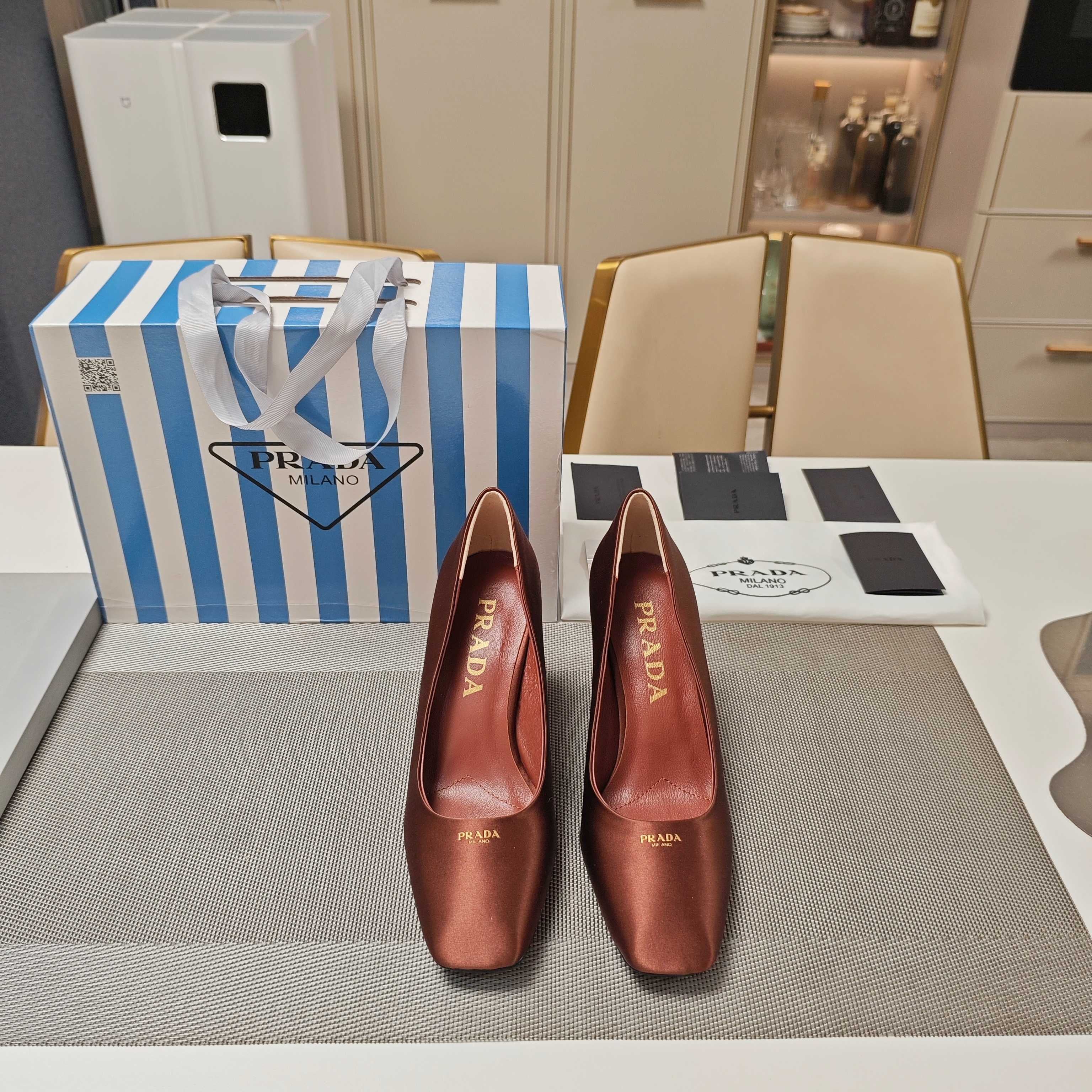 LuxluxHouse Best Quality Women Shoes Prada