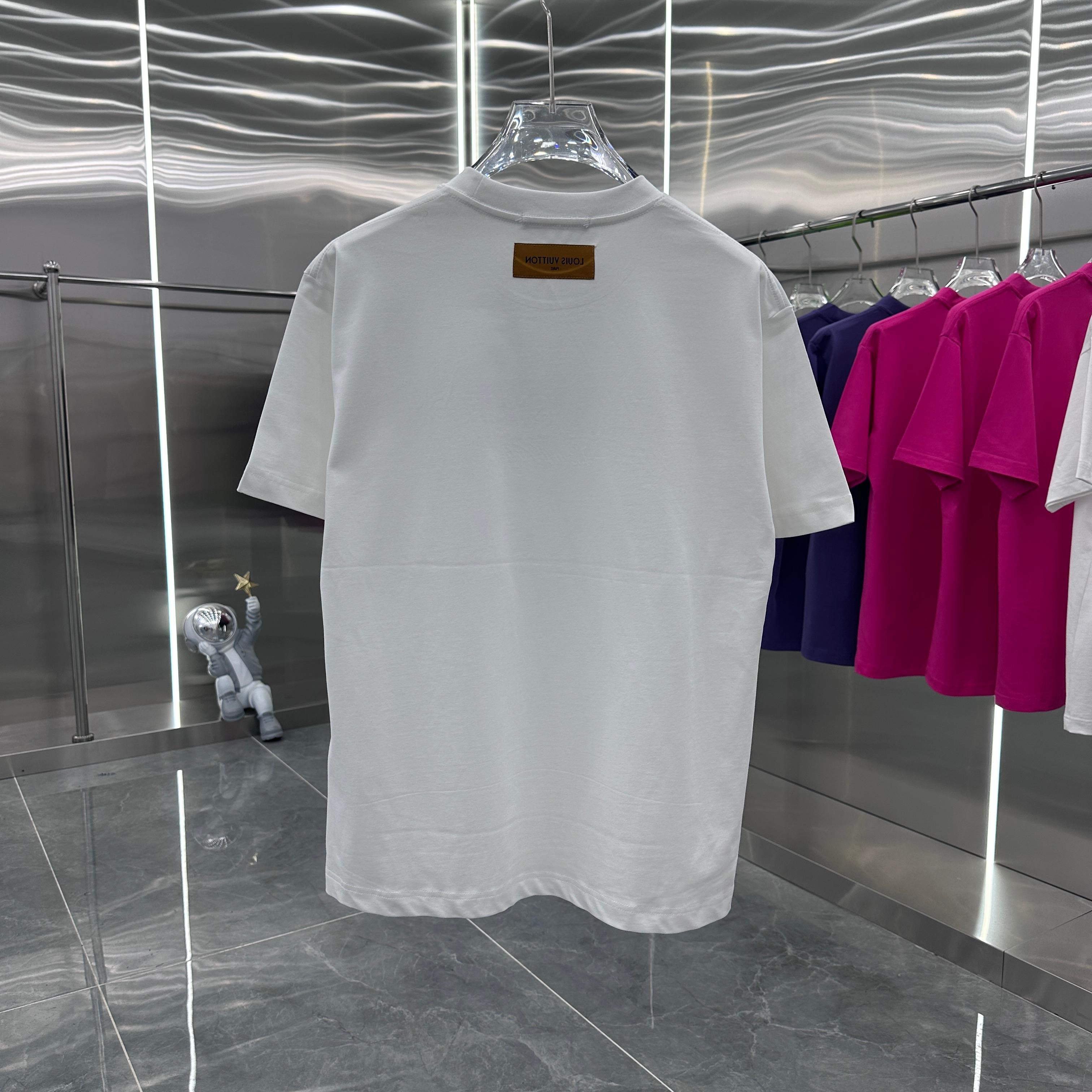 LuxluxHouse Best Quality Clothes T-shirt Louis Vuitton