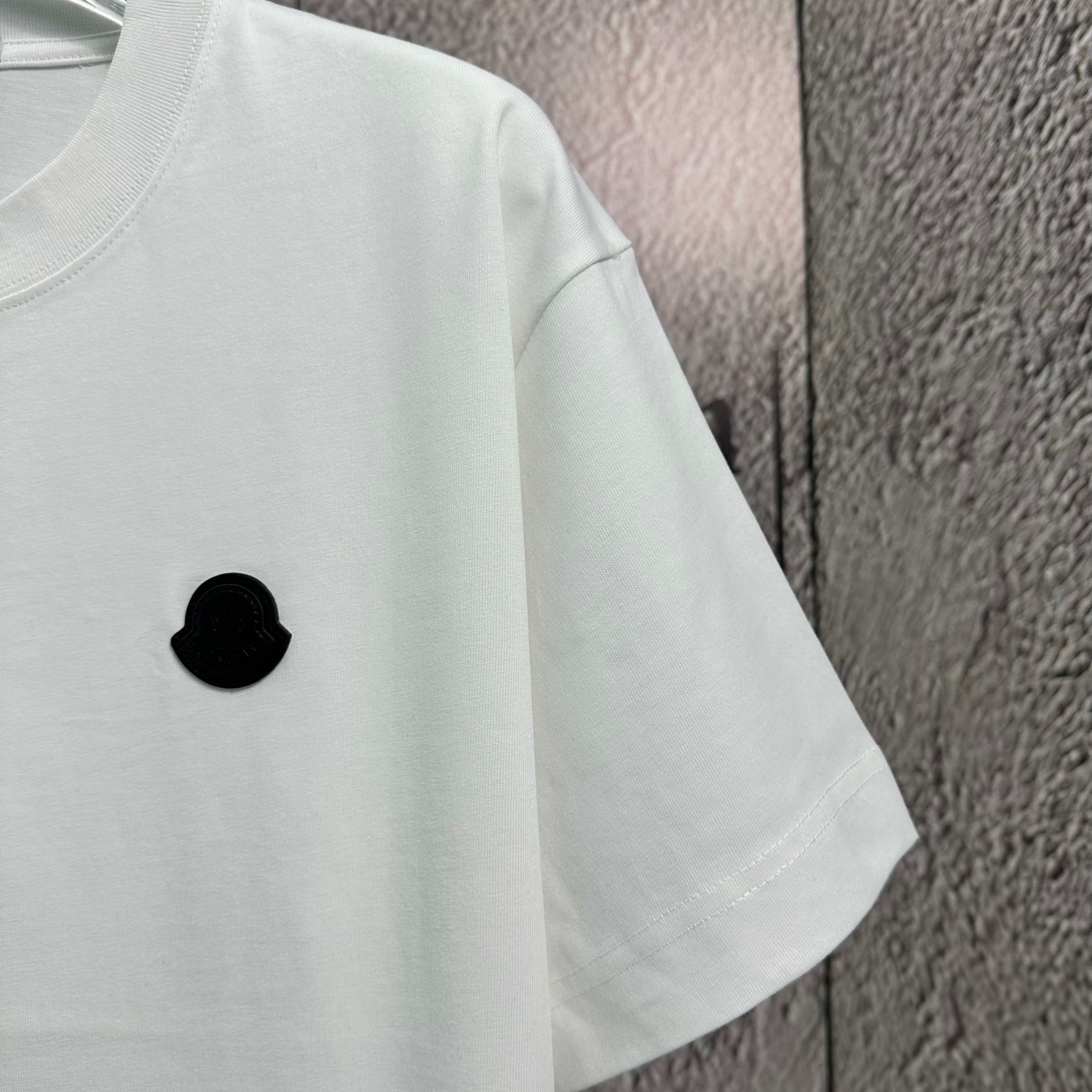 LuxluxHouse Best Quality Clothes T-shirt Moncler