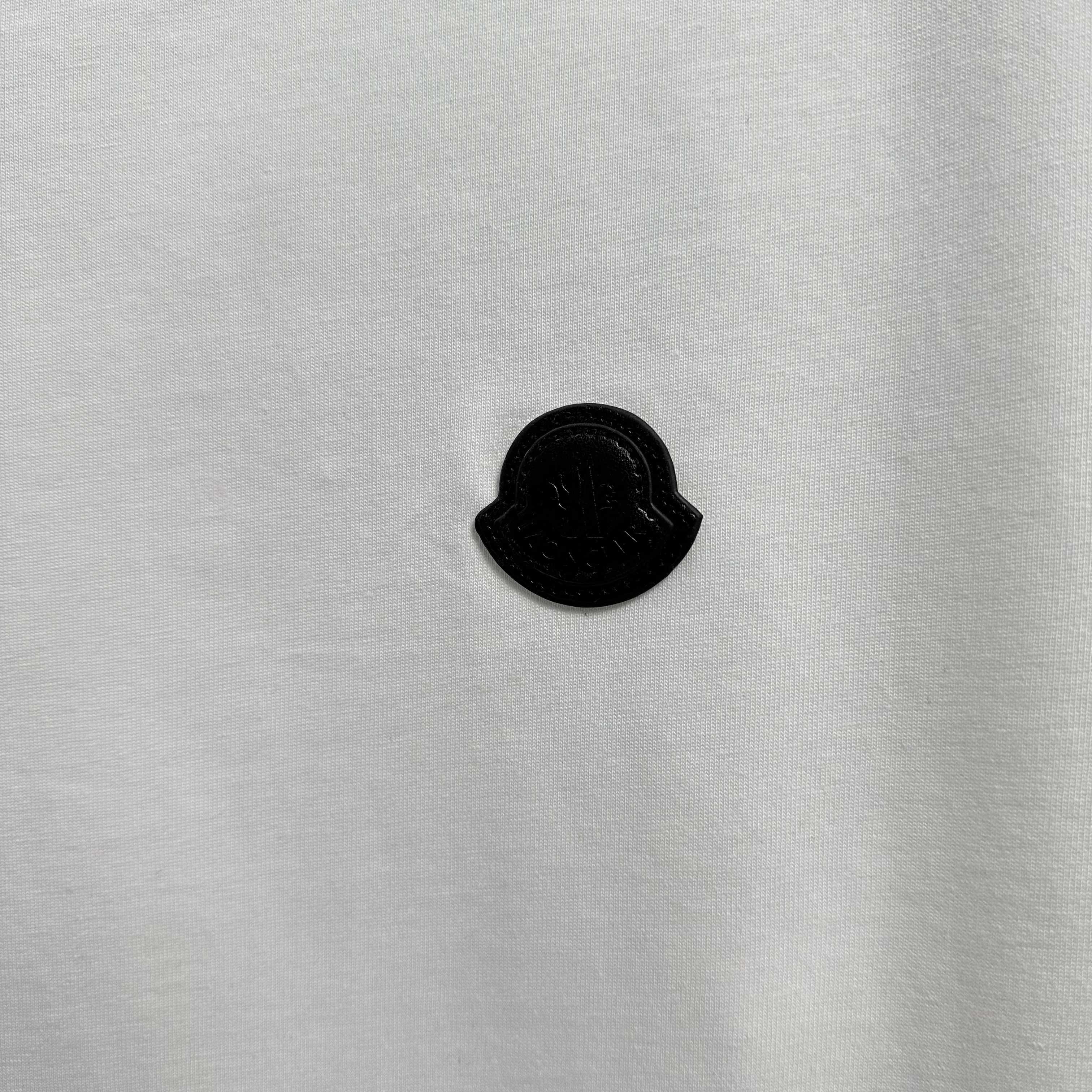 LuxluxHouse Best Quality Clothes T-shirt Moncler