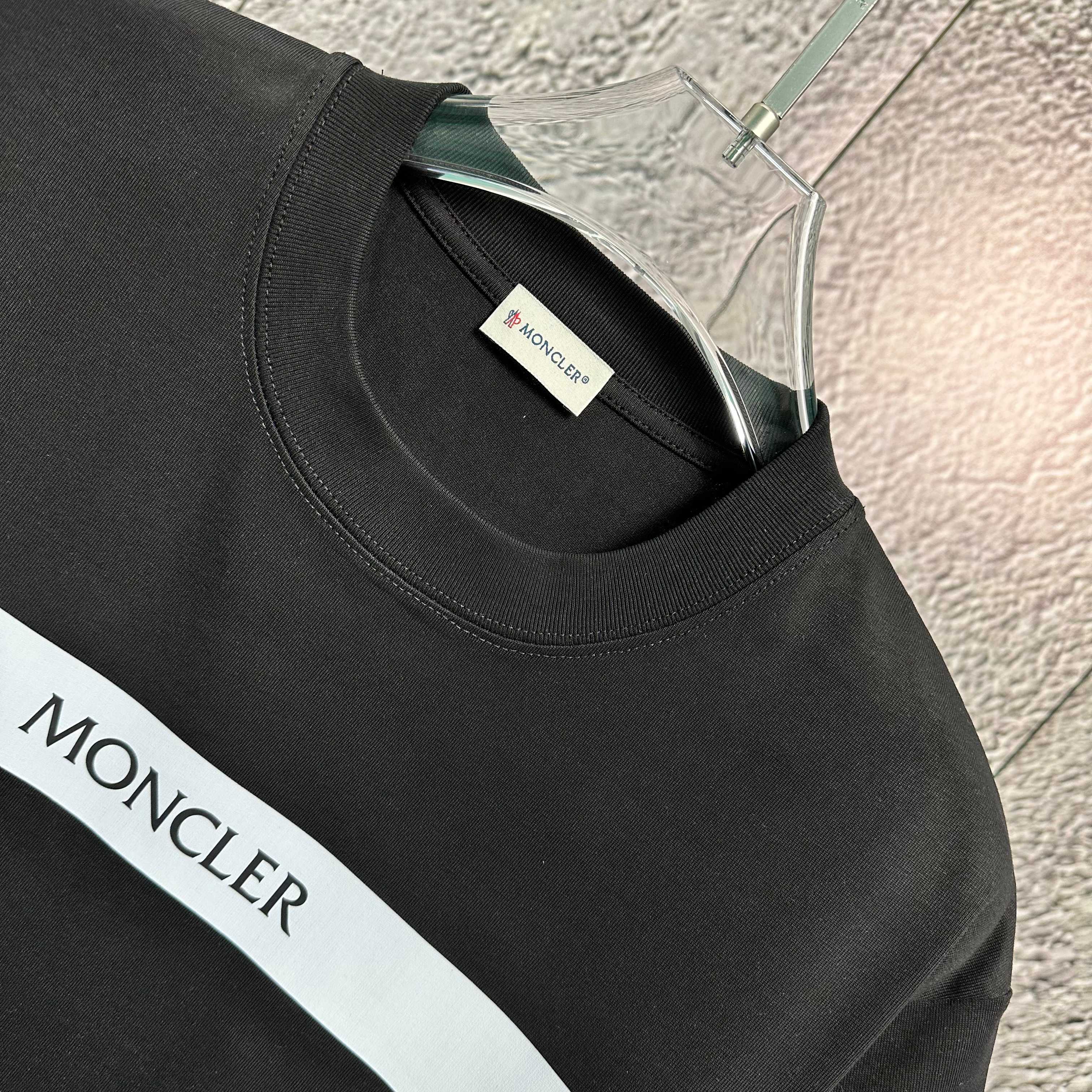 LuxluxHouse Best Quality Clothes T-shirt Moncler