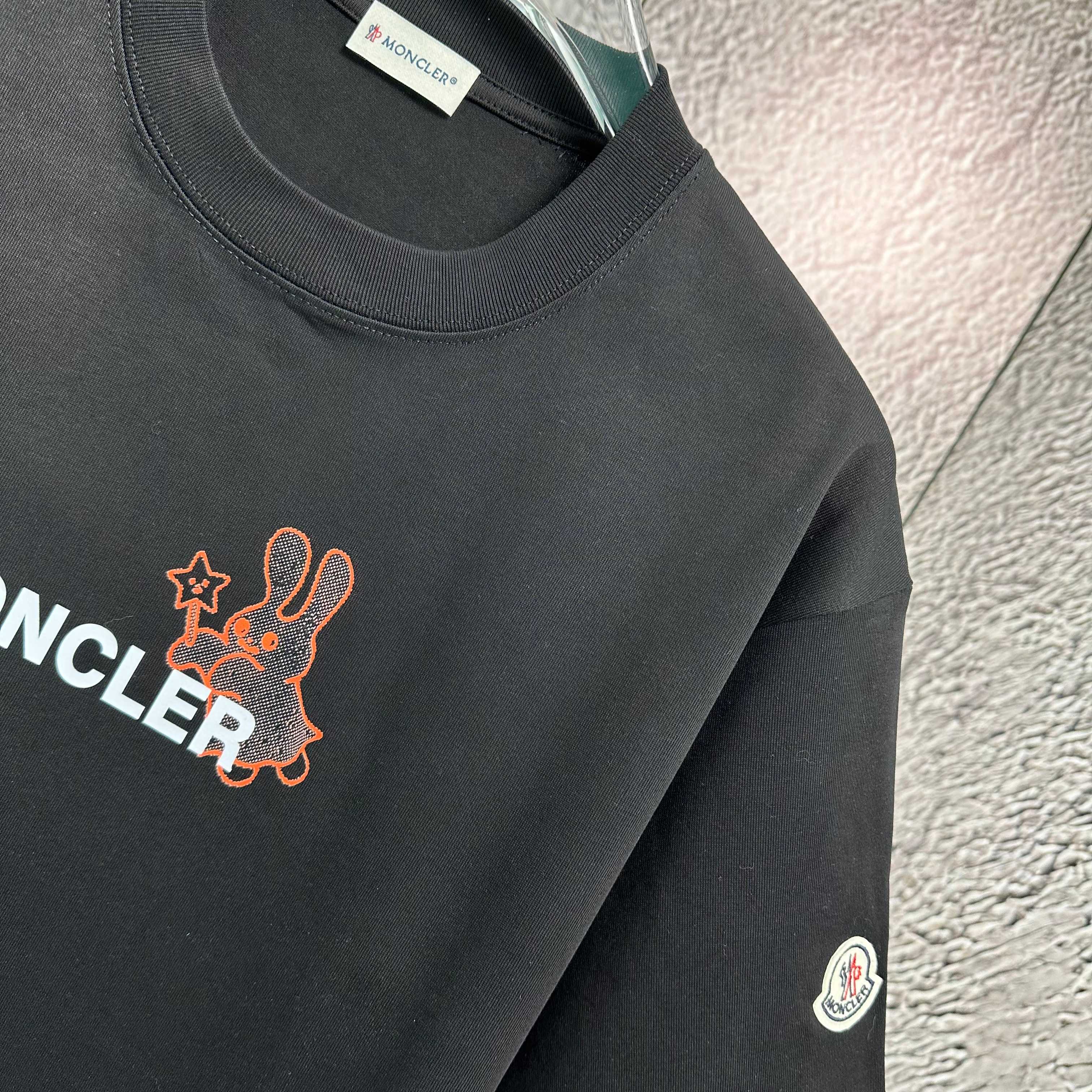 LuxluxHouse Best Quality Clothes T-shirt Moncler