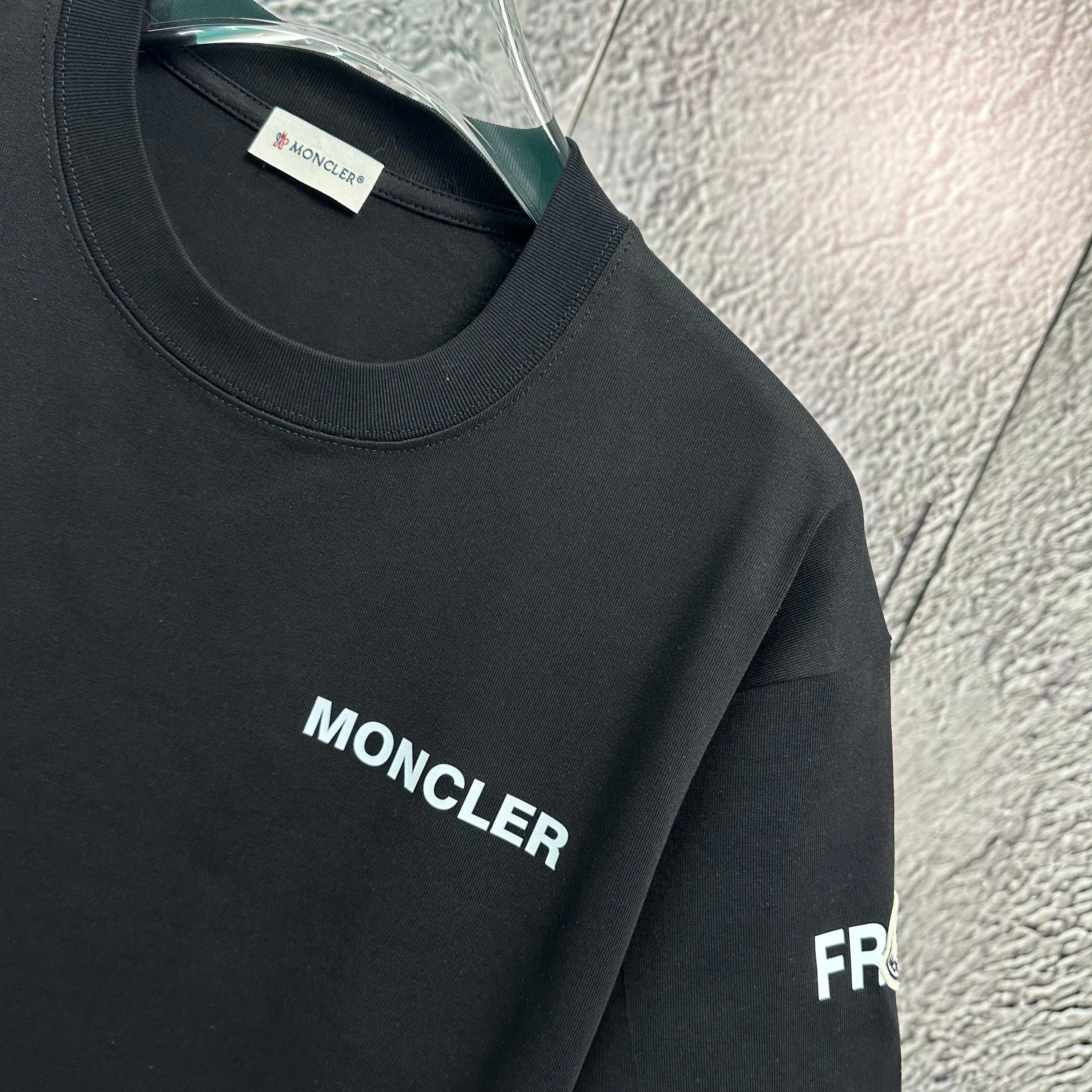 LuxluxHouse Best Quality Clothes T-shirt Moncler