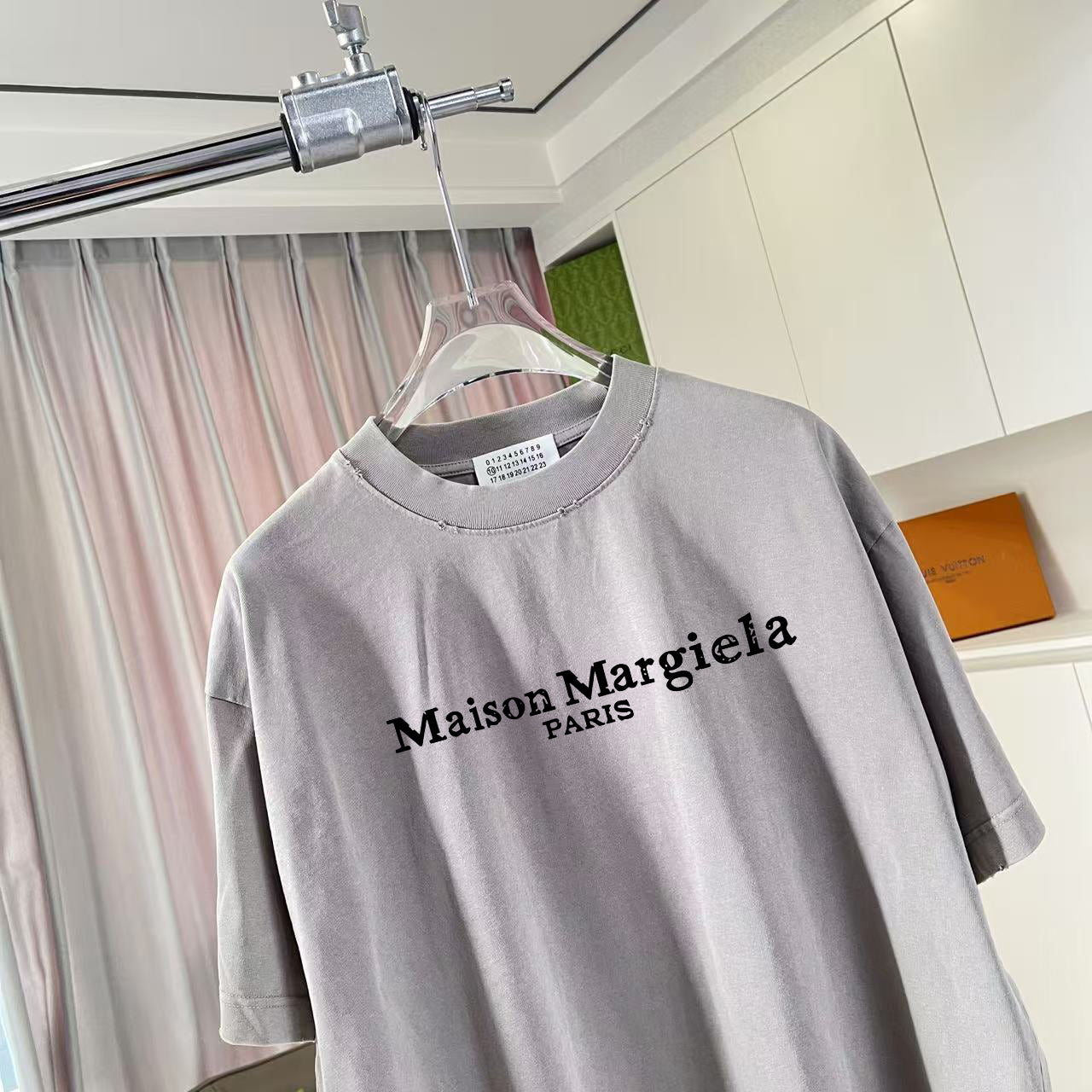 LuxluxHouse Best Quality Clothes T-shirt Chanel & Maison Margiela