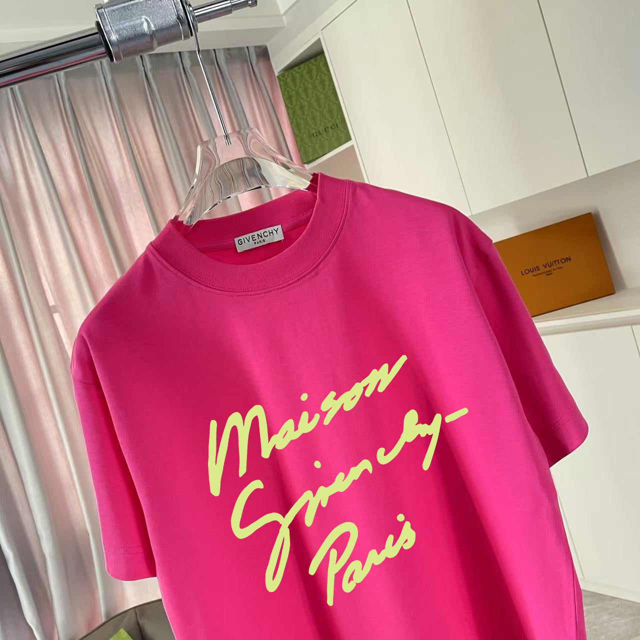 LuxluxHouse Best Quality Clothes Givenchy T-shirt